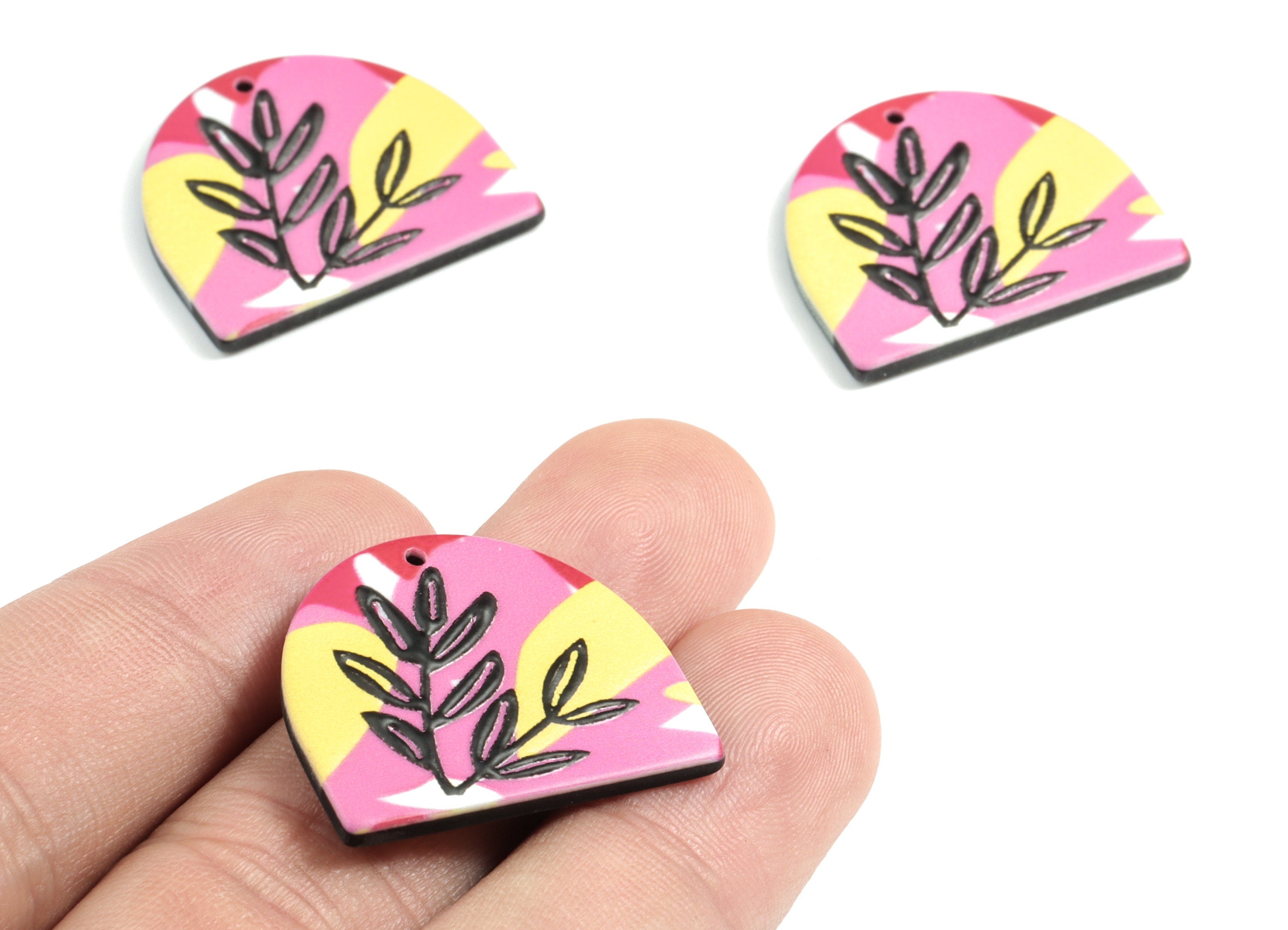 Acrylic Semi Circle Earring Charms - Acrylic Leaf Pattern D Charm - Earring Findings - Jewelry Supplies - 26.42x23.11x2.72mm - AC1967A - DOMEDBAZAAR