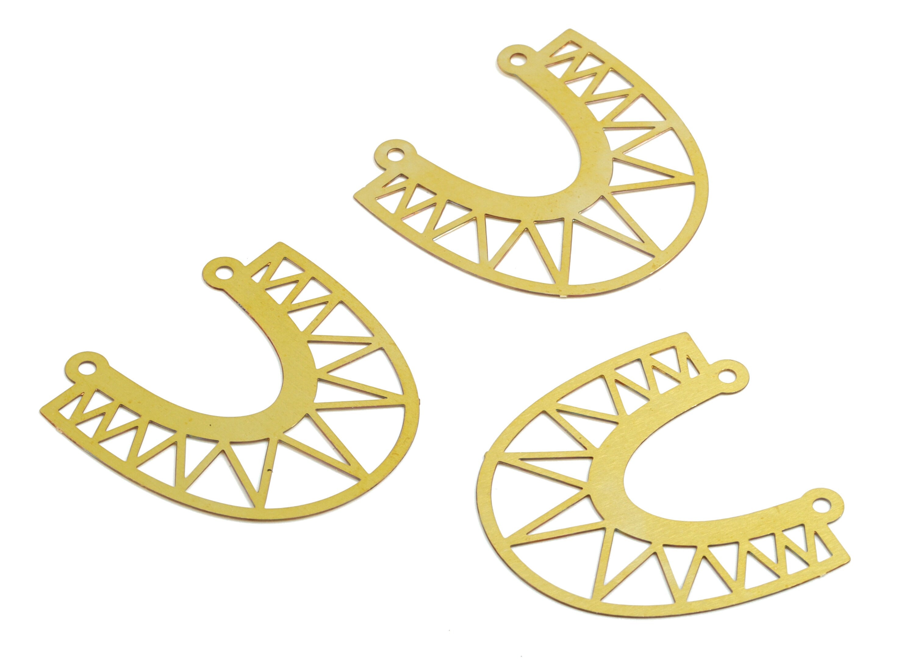 Brass HorseHoe Earring Charm - Raw Brass D Earring Connector - 2 Hole - Earring Findings - Jewelry Supplies - 28.94x28.35x0.3mm - JJB6255 - DOMEDBAZAAR