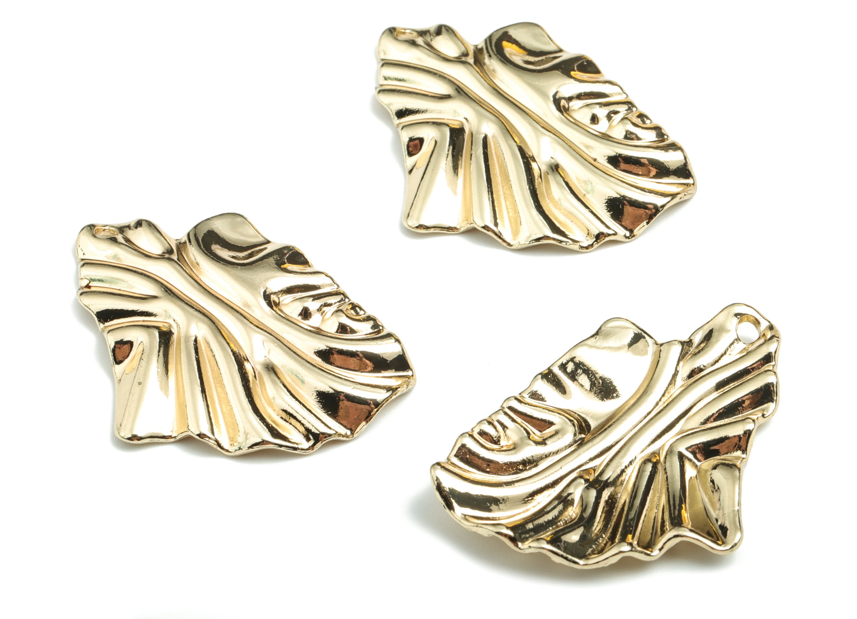 Alloy Wrinkled Earring Charms - Gold Alloy Crease Pendant - Gold Tone Plated Alloy - Jewelry Supplies - 35.6x25.7x3.53mm - ZZ1713 - DOMEDBAZAAR