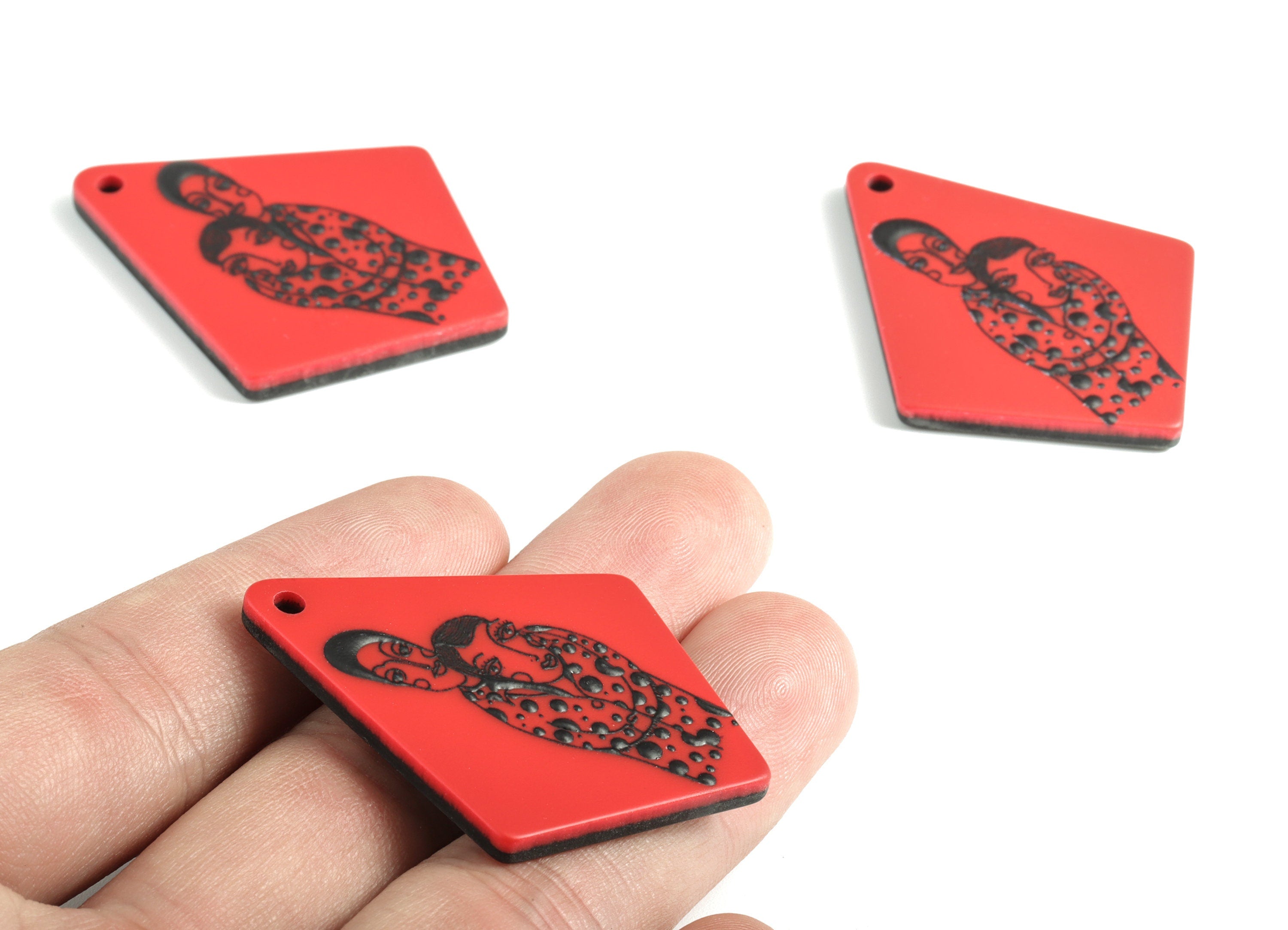 Acrylic Deltoid Earring Charms - Acrylic Face Pandant - Earring Findings - Jewelry Supplies - 46.87x36.64x3.78mm - AC1984 - DOMEDBAZAAR