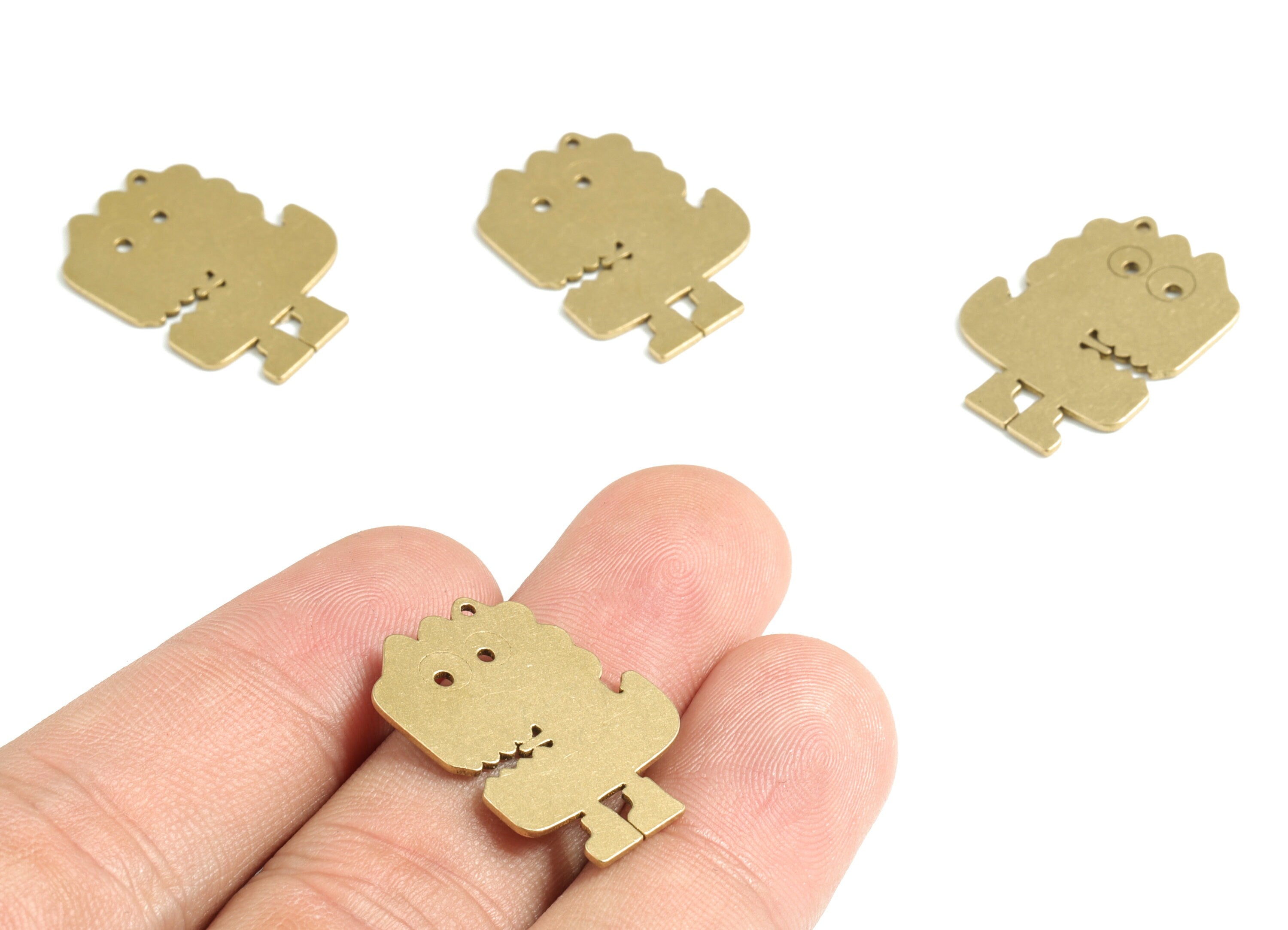 Brass Foam Man Earring Charms - Raw Brass Foam Men Pendant - Earrings Finding - Jewelry Supplies - 24.99x18.12x0.8mm - PPM3135 - DOMEDBAZAAR