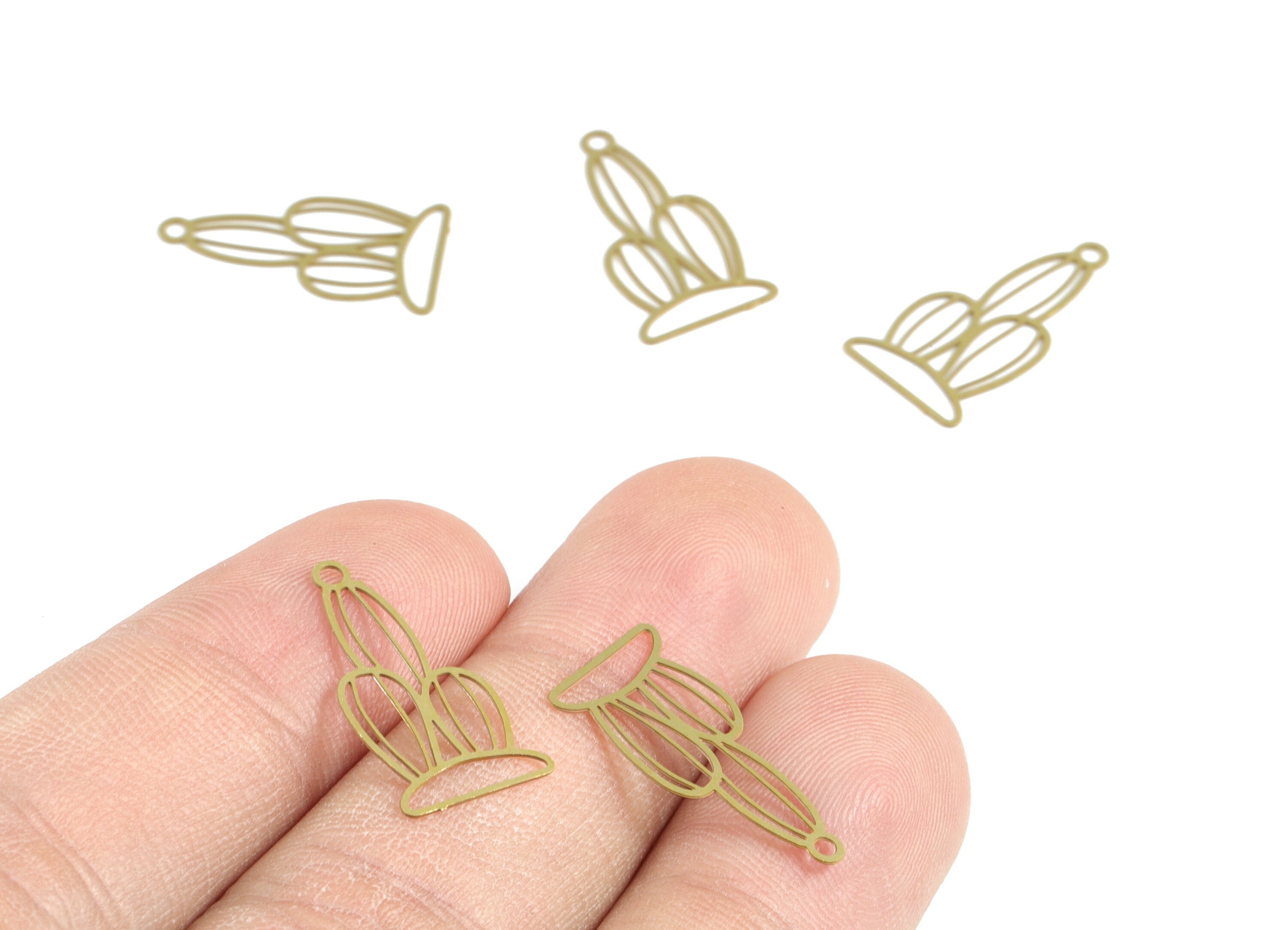 Brass Cactus Earring Charms - Raw Brass Cactus Pendant - Earring Findings - Jewelry Supplies - 20.04x10.4x0.29mm - JJC11757 - DOMEDBAZAAR