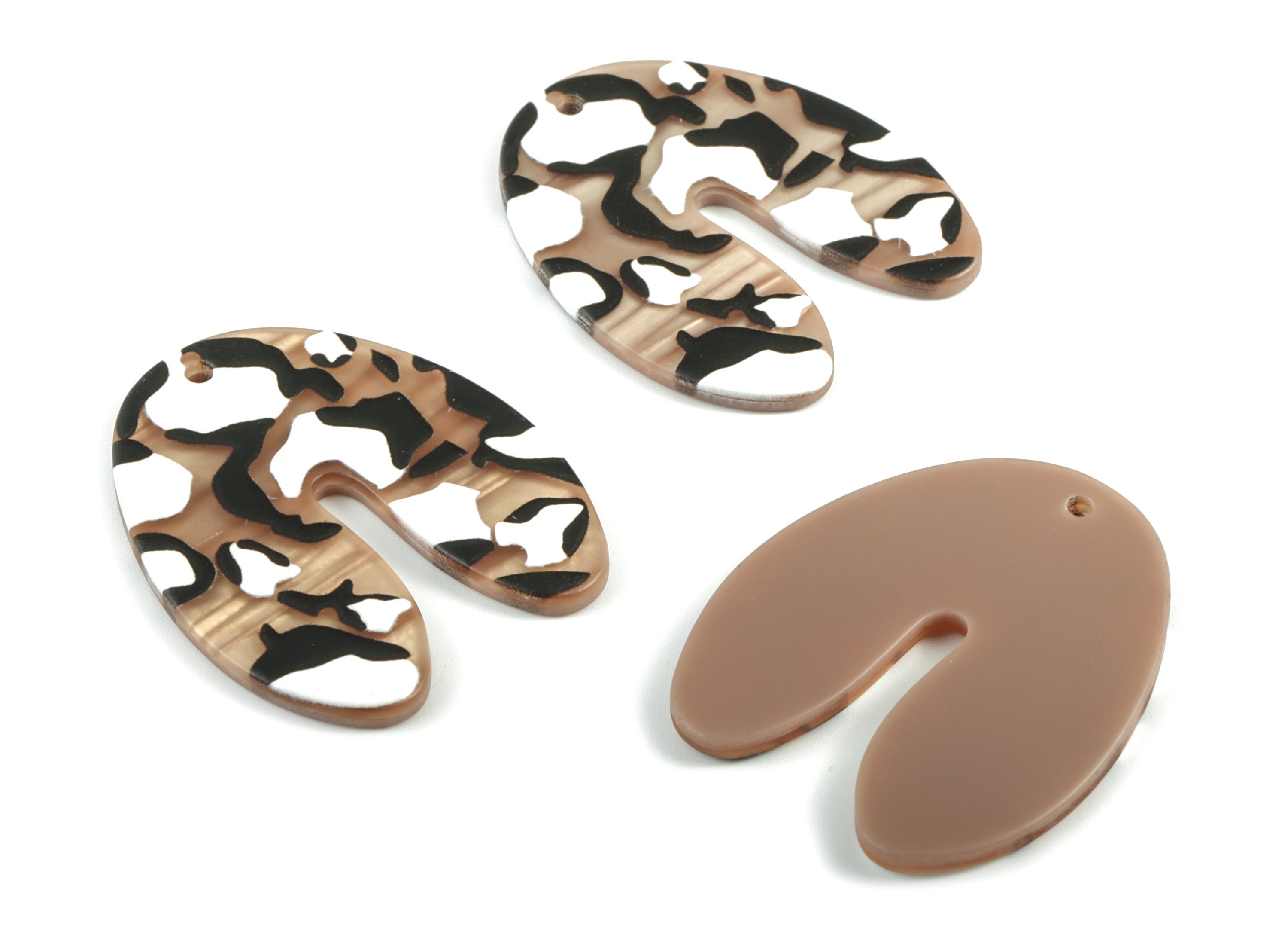 Acrylic U Earring Charms - Acrylic U Pandant - Earring Findings - Jewelry Supplies - 39.14x33.13x2.7mm - AC2013 - DOMEDBAZAAR