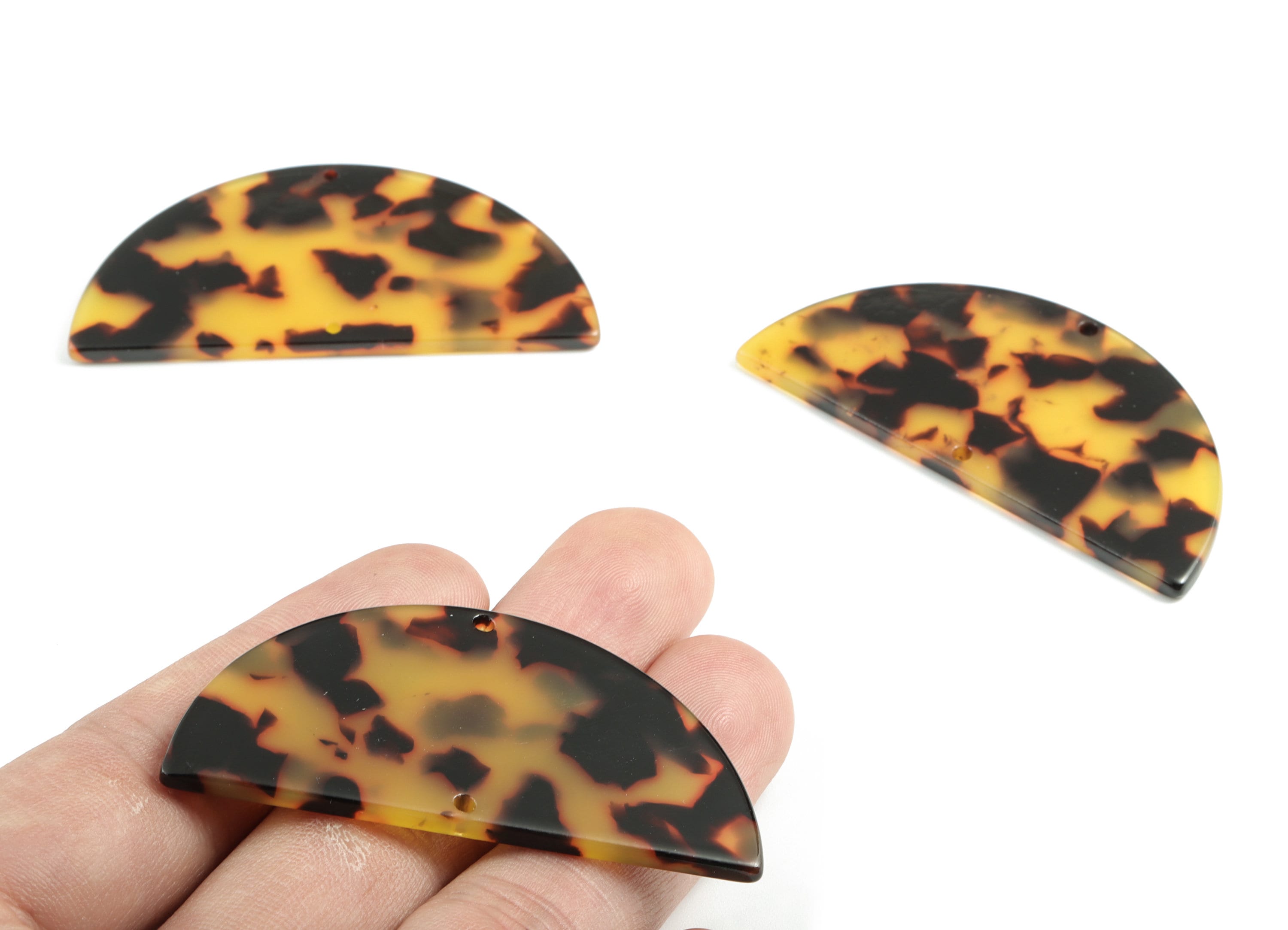 Acetate Semicircle Connectors - Half Moon Connector - Tortoise Shell - 2 Holds - Color Code:A01 - 57.64x28.64x2.6mm - AC1805-A01 - DOMEDBAZAAR