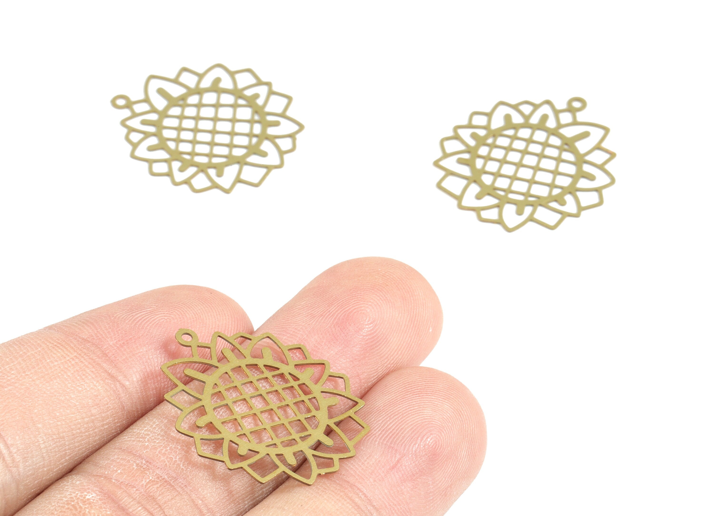 Brass Flower Earring Charms - Raw Brass Flower Pendant - Earring Findings - Jewelry Supplies - 26.05x23.29x0.3mm - JJB6300 - DOMEDBAZAAR