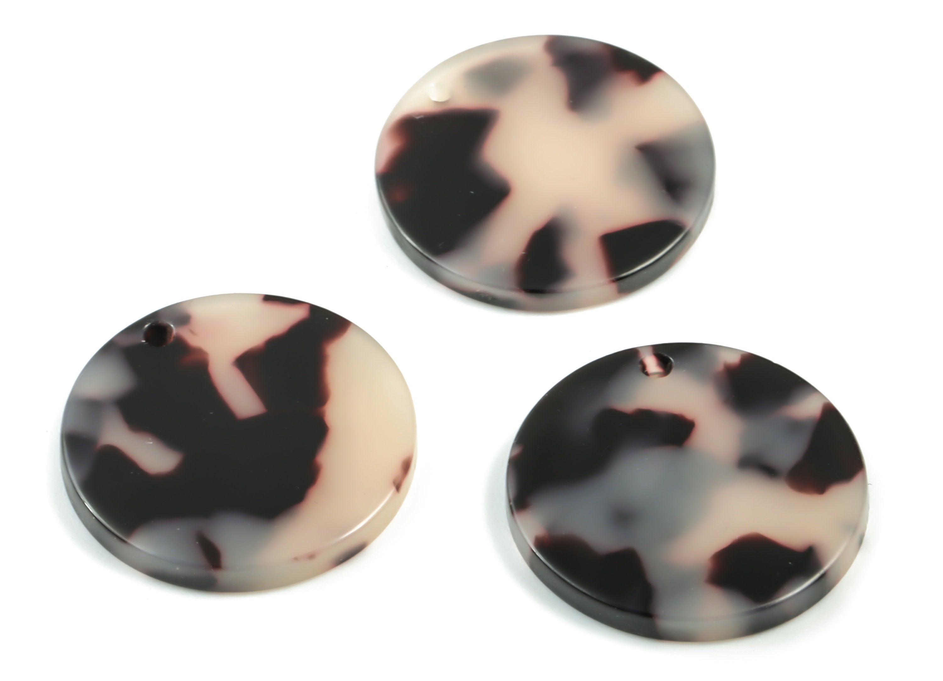 Acetate Round Earring Charms - Blonde Tortoise Shell Round Pendant - Jewelry Supplies - Color Code: A07 - 21.85x21.85x2.68mm - AC1585-A07 - DOMEDBAZAAR