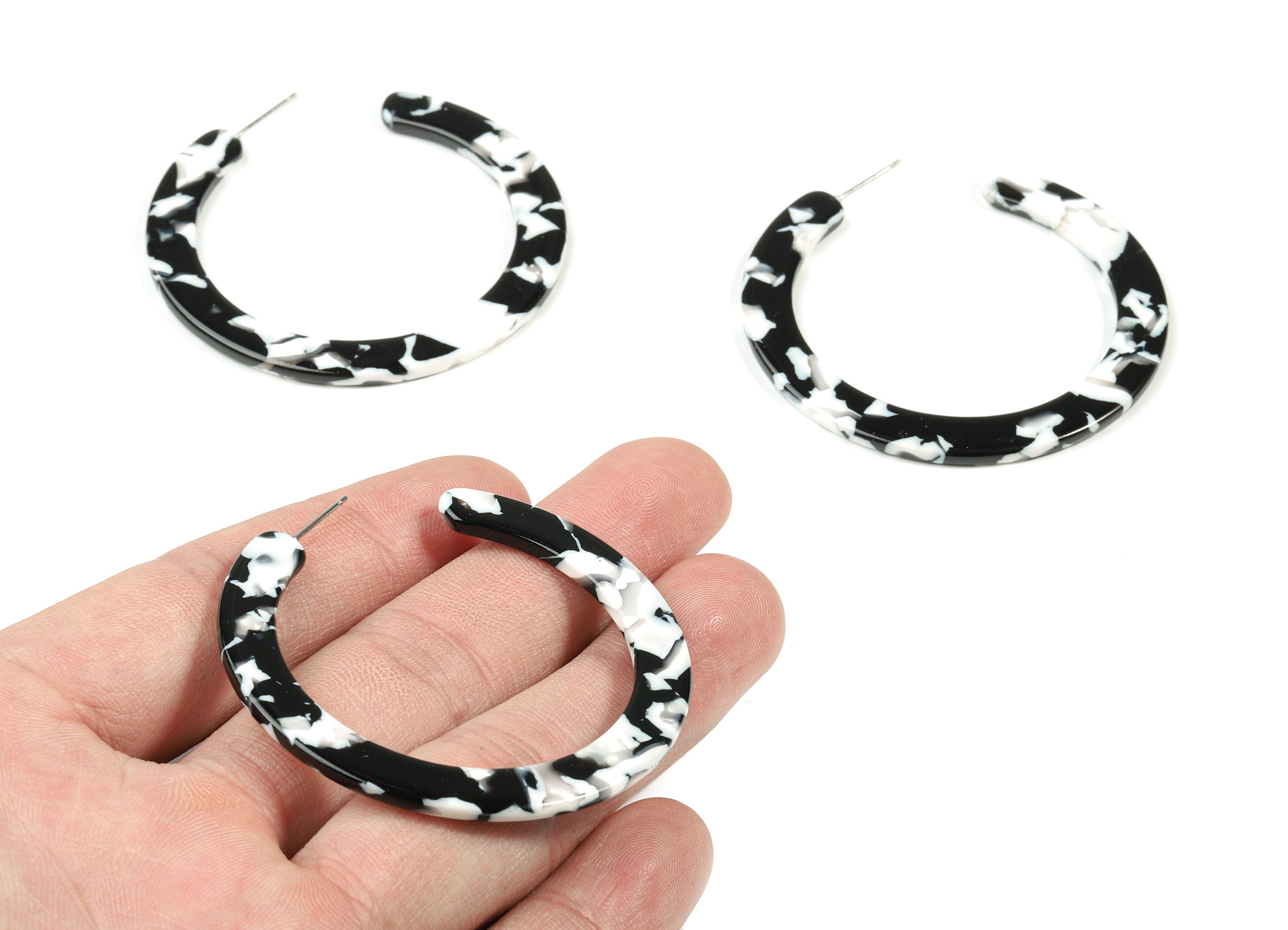 Open Hoop Earrings Stud - 2 inch Hoop Earring - Black White Acetate Round Earring Post - Color Code: A261 - 52x50x2.5mm - AC1830-A261 - DOMEDBAZAAR