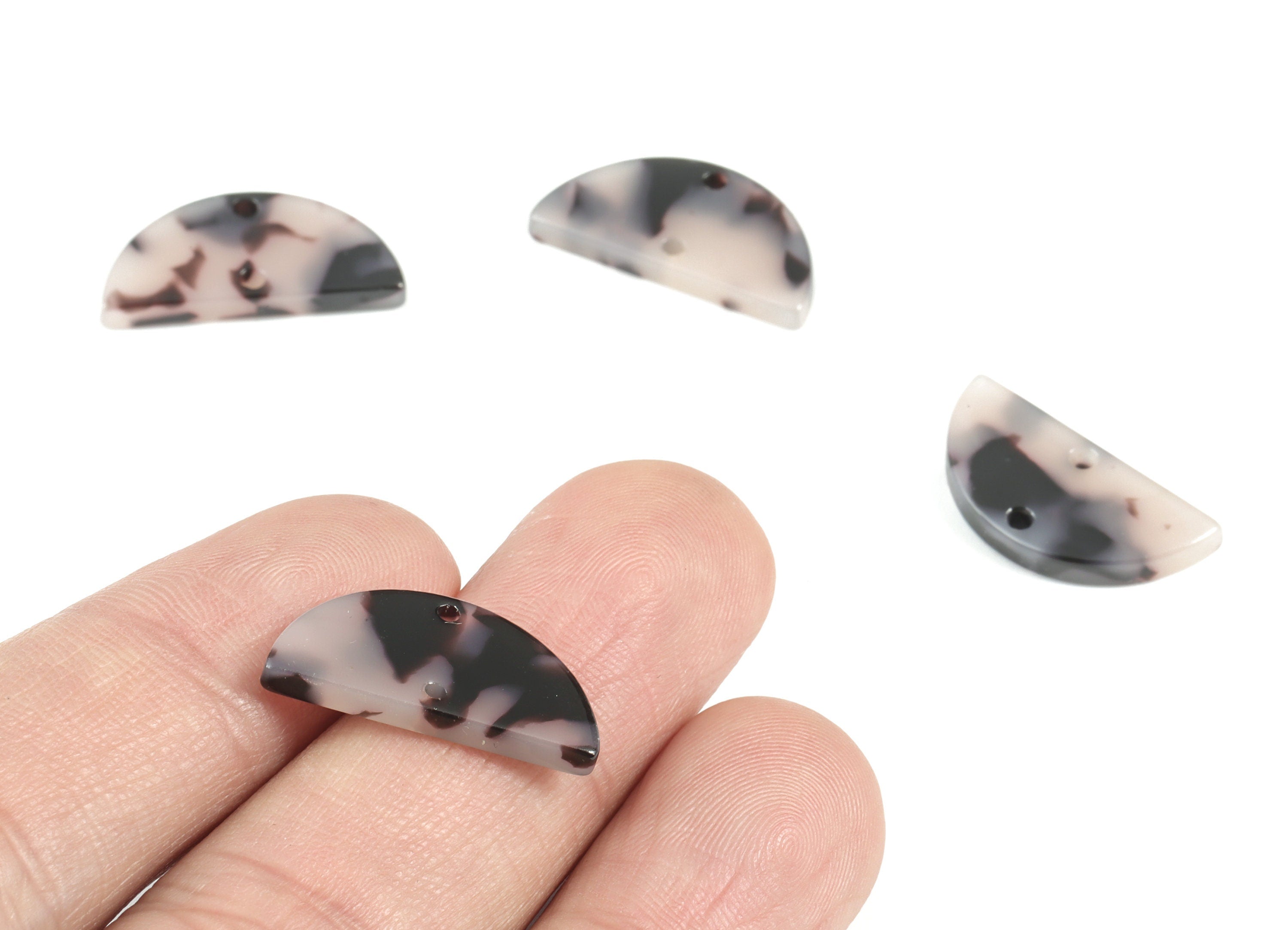 Acetate Semicircle Earring Connector - Half Moon Blonde Tortoise Shell Earrings - 2 Holes - Color Code: A06 - 21.2x10.4x2.4mm - AC2059-A06 - DOMEDBAZAAR