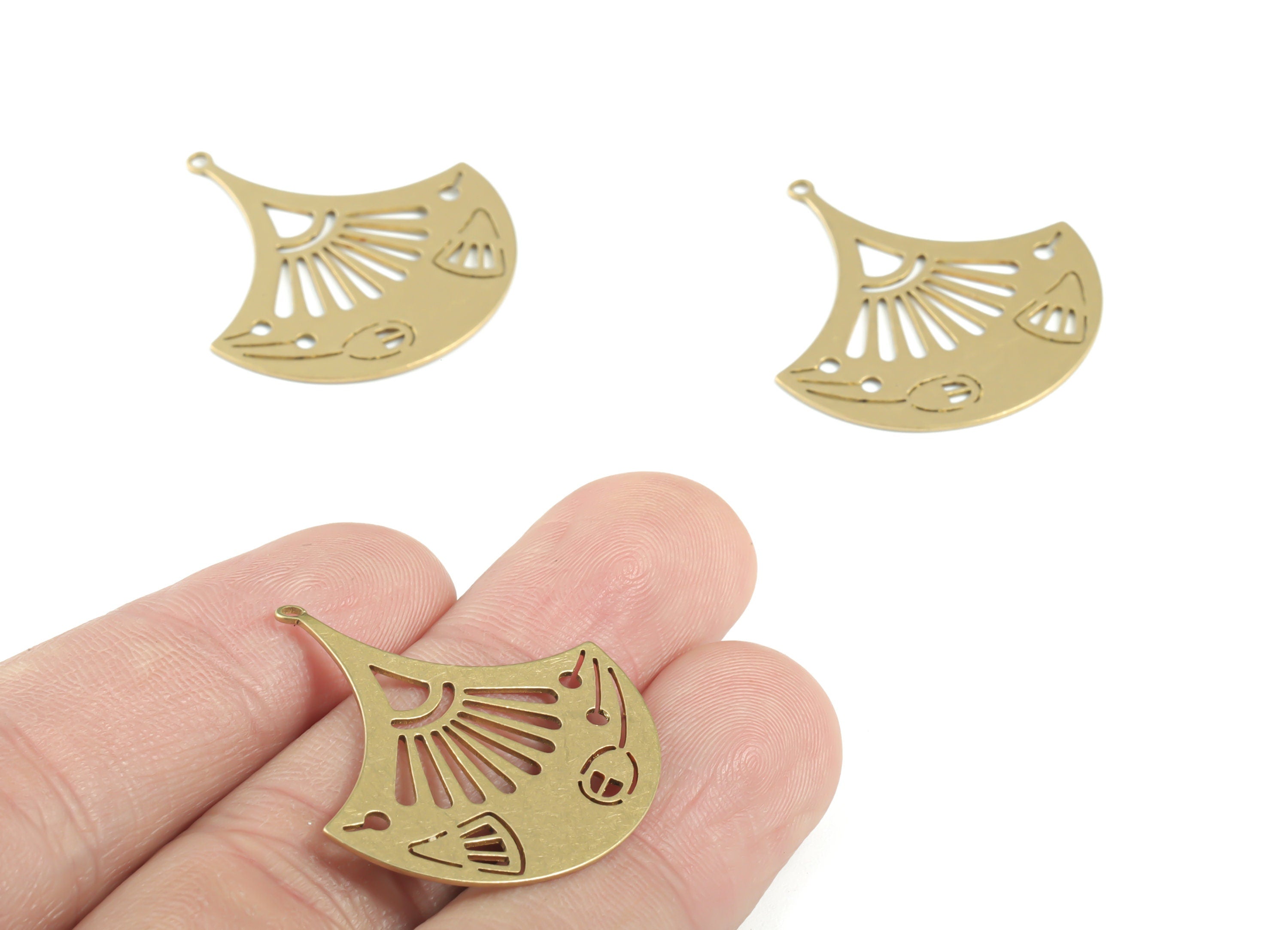 Brass Fan Earring Charms - Raw Brass Fan Pendant - Earrings Finding - Jewelry Supplies - 31.88x29.92x0.72mm - PPM3440 - DOMEDBAZAAR