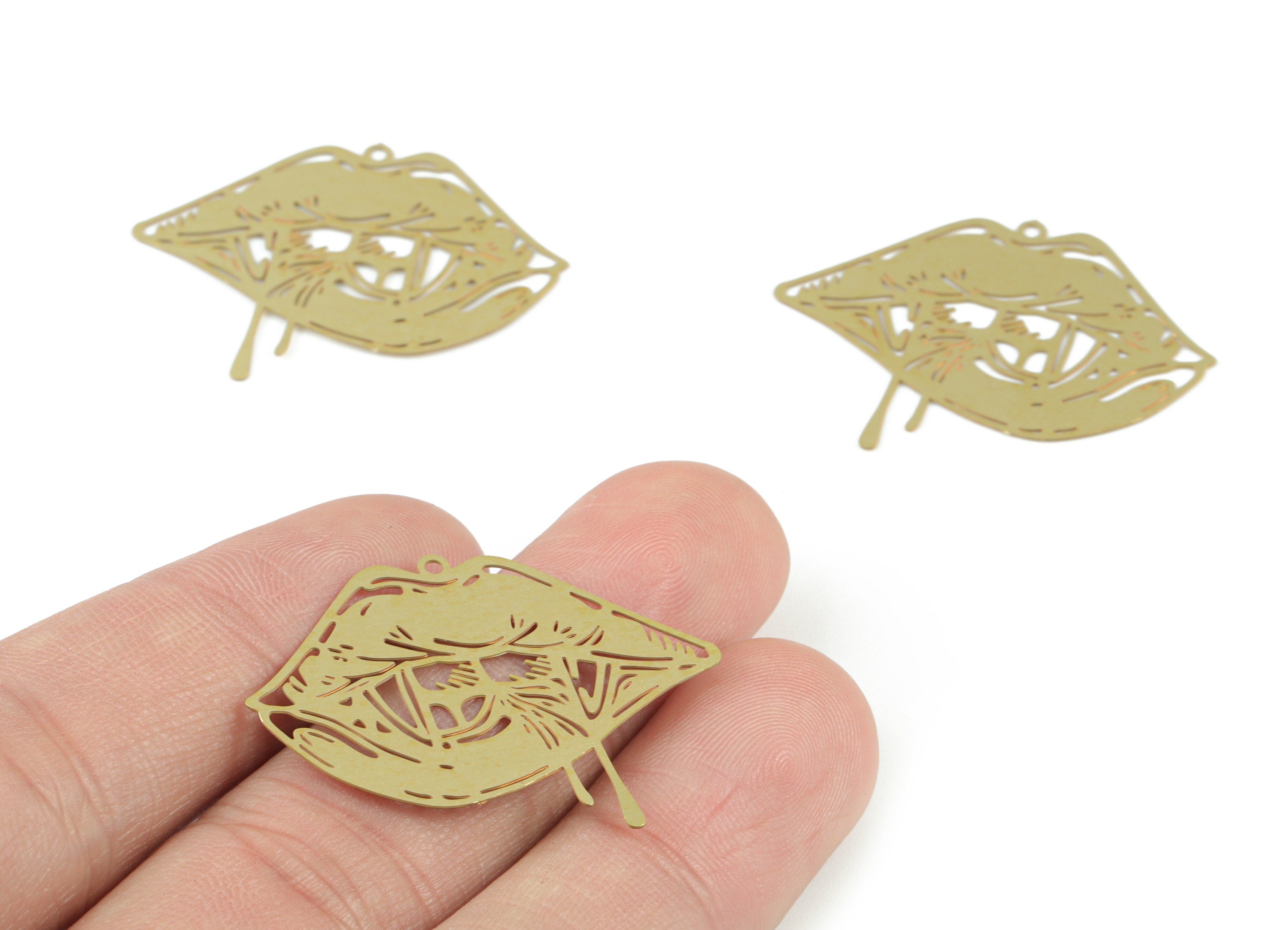 Brass Lip Pendant - Raw Brass Lip Drop Earring Charms - Earring Findings - Jewelry Supplies - 35.42x28.02x0.28mm - JJB6494 - DOMEDBAZAAR