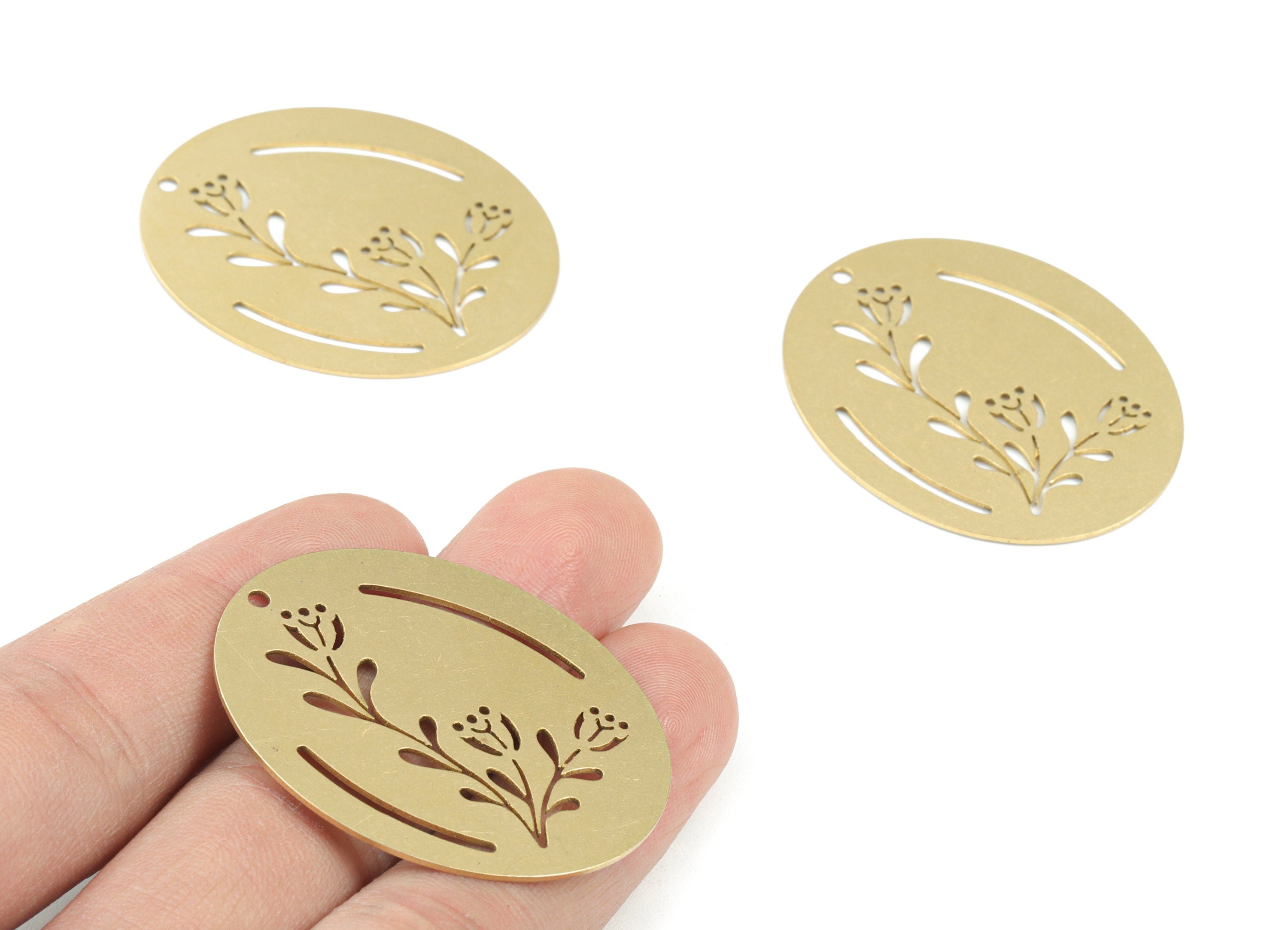Oval Flower Earring Charms - Raw Brass Oval Flower Pendant - Jewelry Making Supplies - 42x35 x0.7mm - PPM3668 - DOMEDBAZAAR