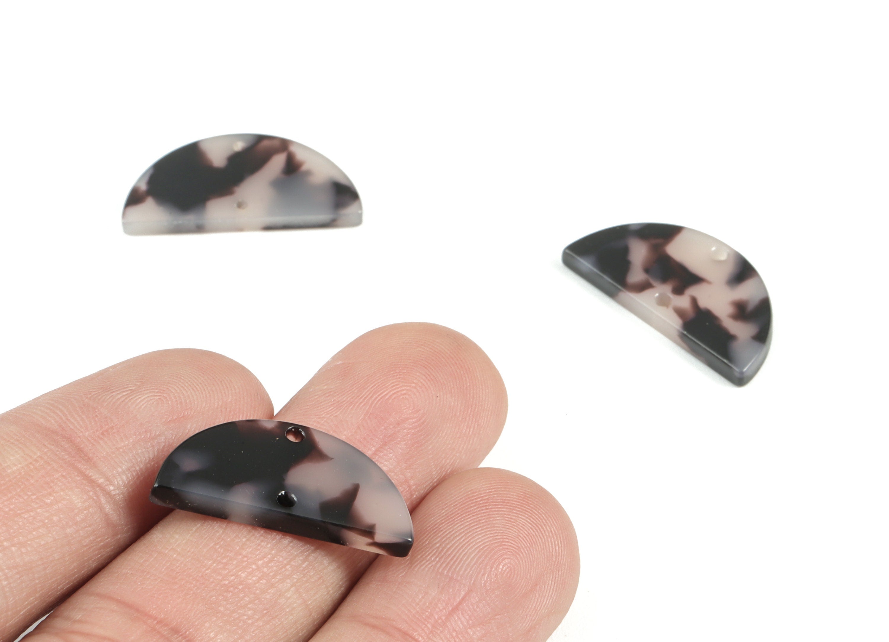 Acetate Semicircle Earring Connector - Half Moon Blonde Tortoise Shell Earrings - 2 Holes - Color Code: A06 - 23.33x11.7x2.7mm - AC2060-A06 - DOMEDBAZAAR