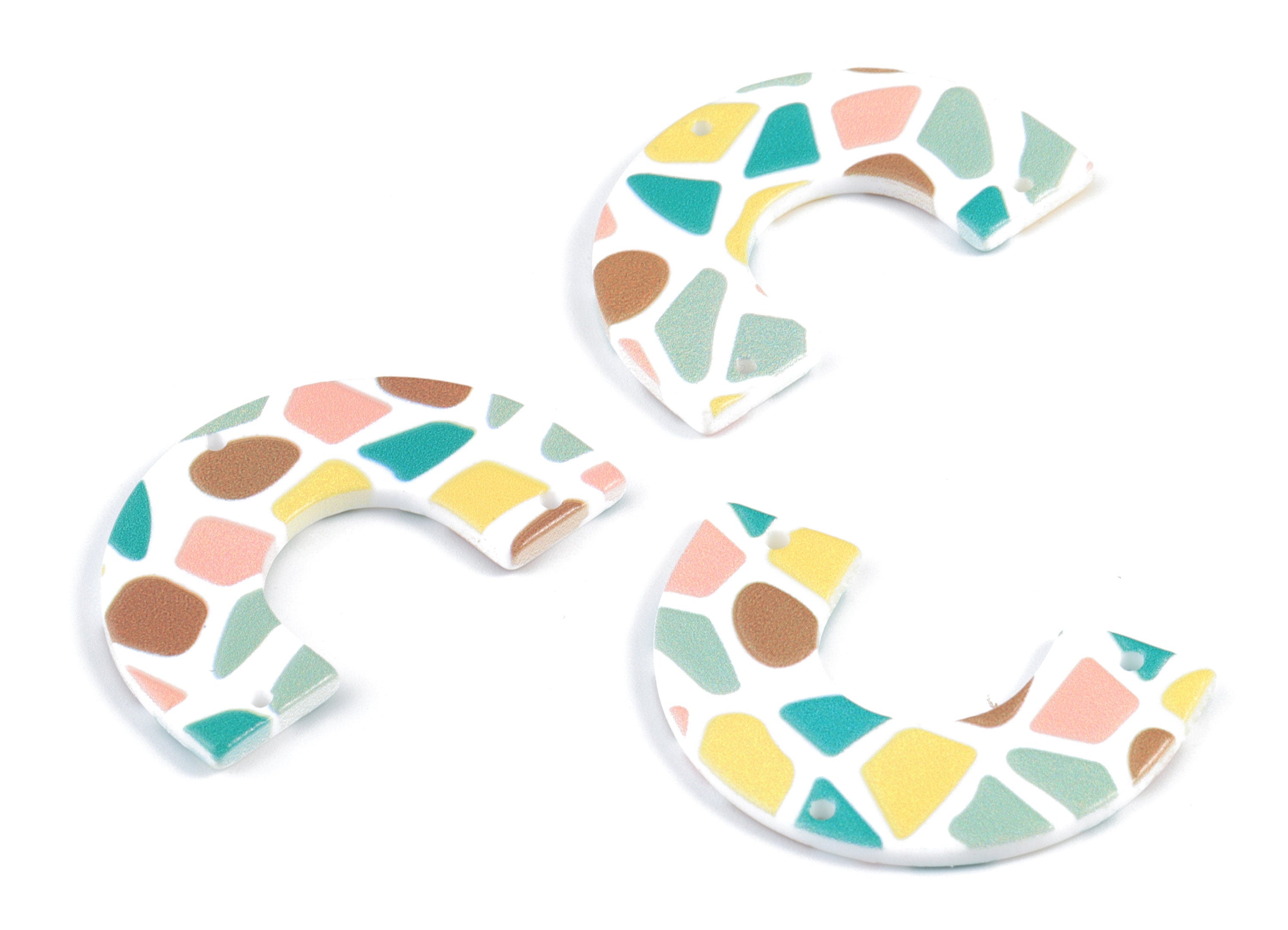 Acrylic U Pastel Earring Connector - Pastel U 3 Holes Earring Charms - Earring Finding - Jewelry Supplies - 39.66x25.42x2.51mm - AC2096B - DOMEDBAZAAR