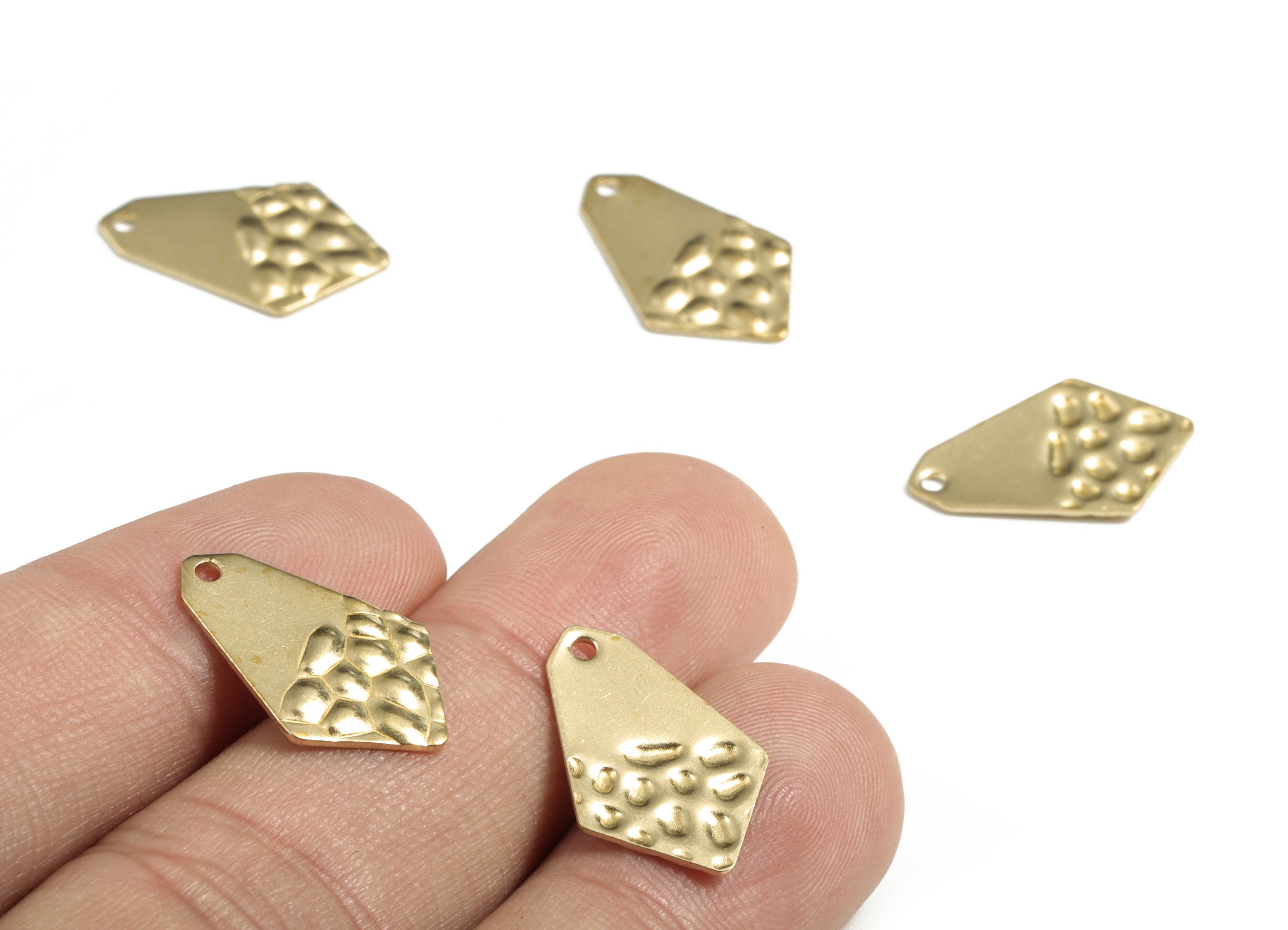 Brass Diamond Earring Charms - Raw Brass Hammered Diamond Pendant - Earring Findings - Jewelry Supplies - 19.55x12.59x1.09mm - PP3617 - DOMEDBAZAAR