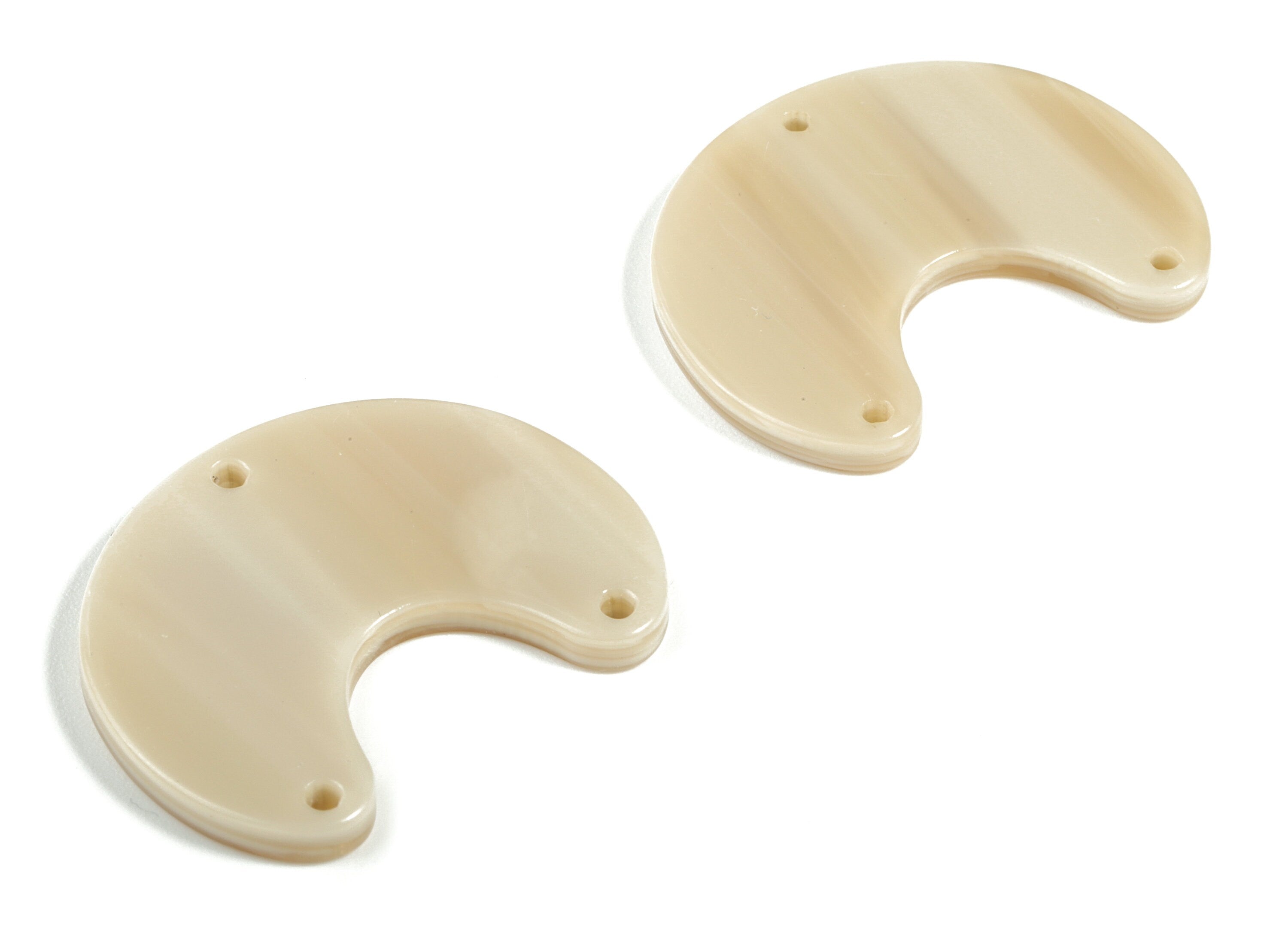 Acrylic U Earring Connector - Acrylic Moon Charms - 3 Holes - Jewelry Supplies - Color Code:A551 - 24.92x31.69x2.66mm - AC2183-A551 - DOMEDBAZAAR