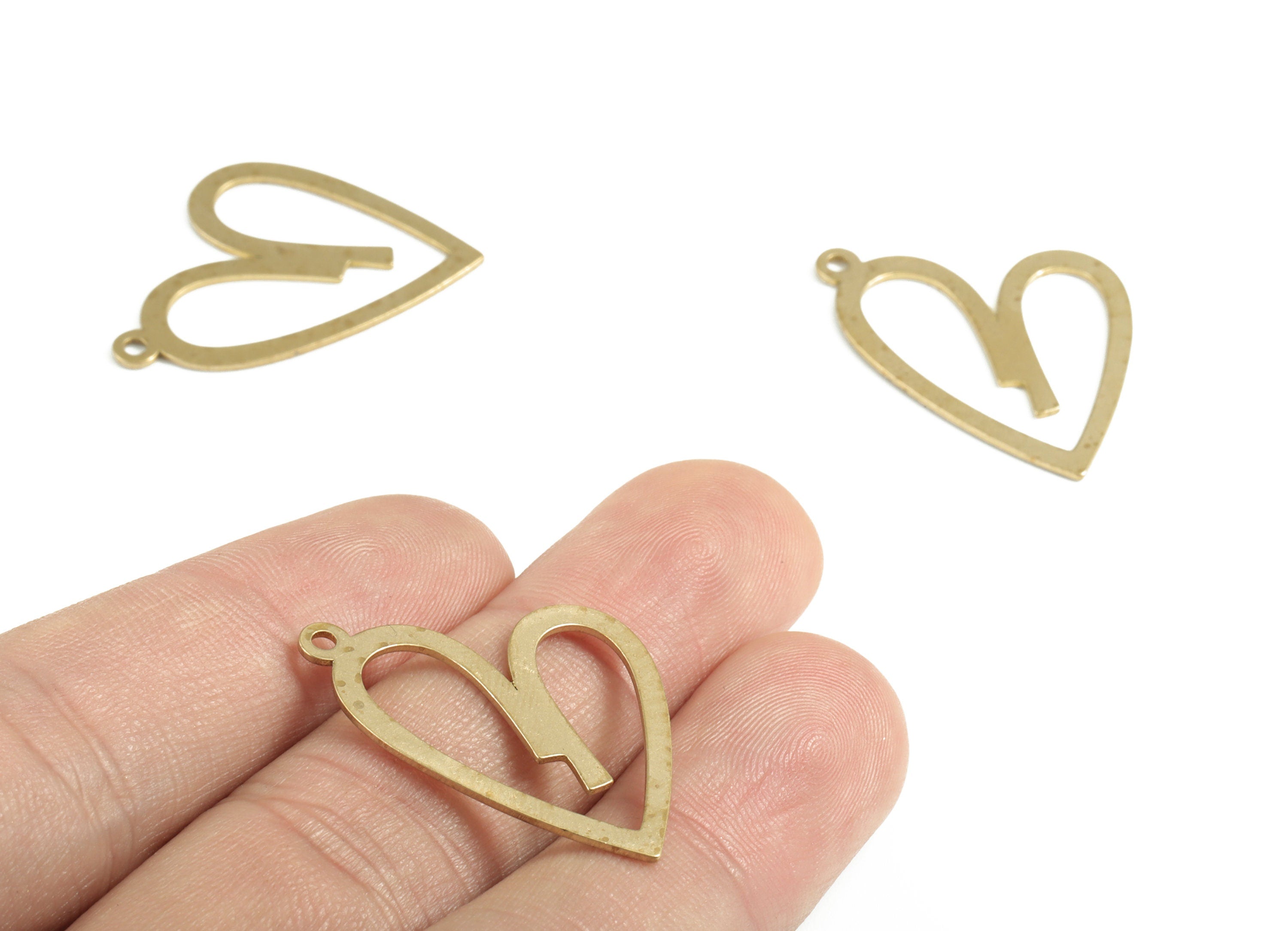 Brass Heart Earring Charms - Raw Brass Heart Pendant - Jewelry Making Supplies - 30.41x22.69x0.76mm - PP3733 - DOMEDBAZAAR