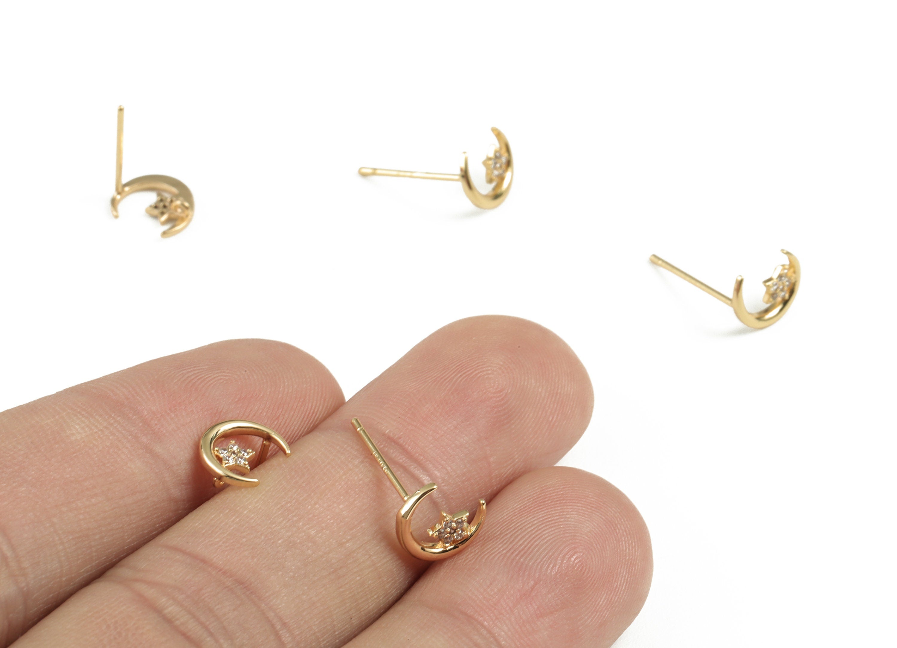 Brass Moon Star Earring Stud With Zircon - Gold Moon Star Earring Stud - 18K Real Gold Plated - 316 Stainless Steel - 8.18x7x1.2mm - RGP2786 - DOMEDBAZAAR