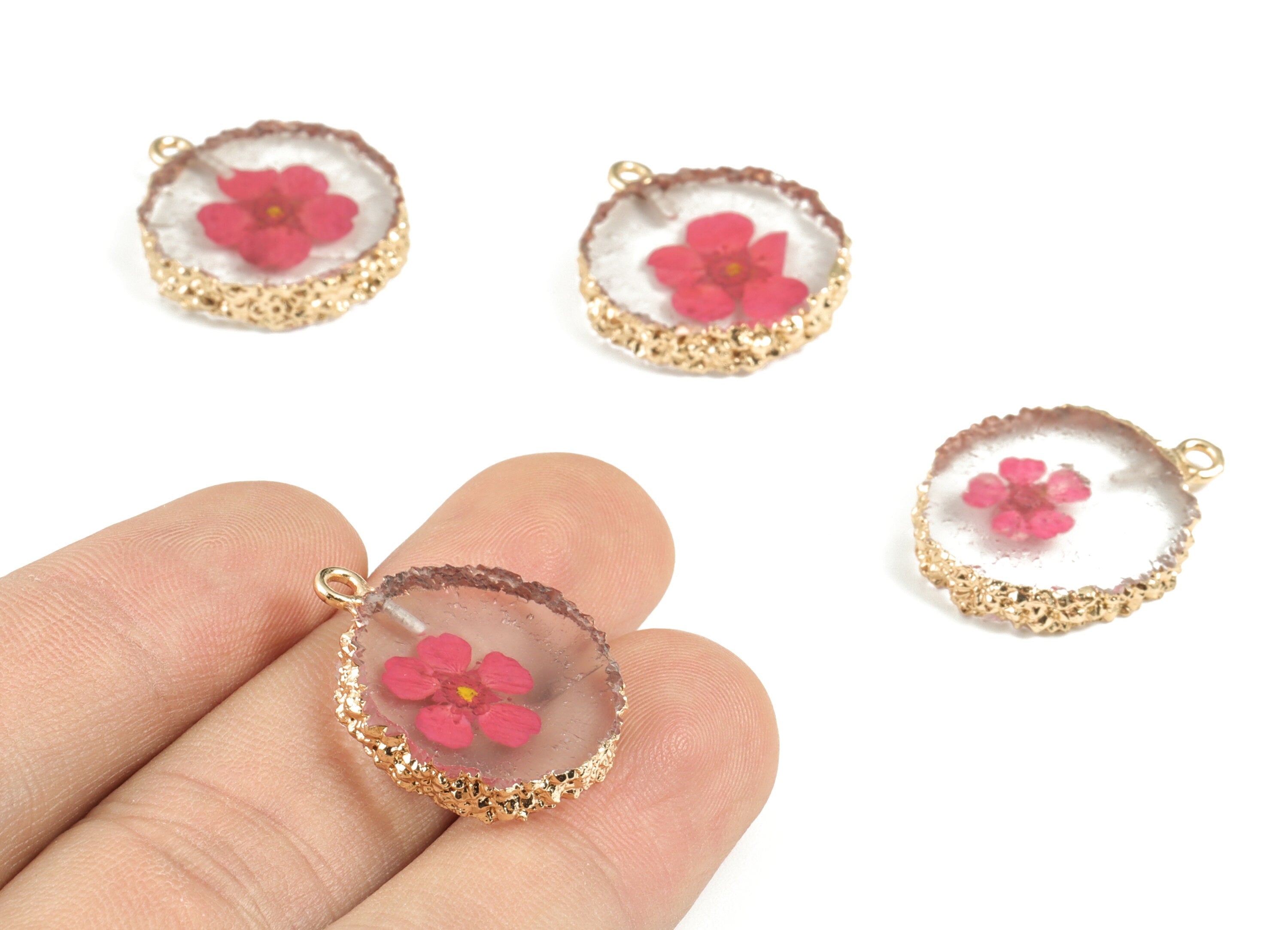 Resin Round Earring Charms - Resin Real Flower Pendant - Gold Tone Plated Resin - Jewelry Supplies - 24.66x20.52x4.18mm - RC1140 - DOMEDBAZAAR