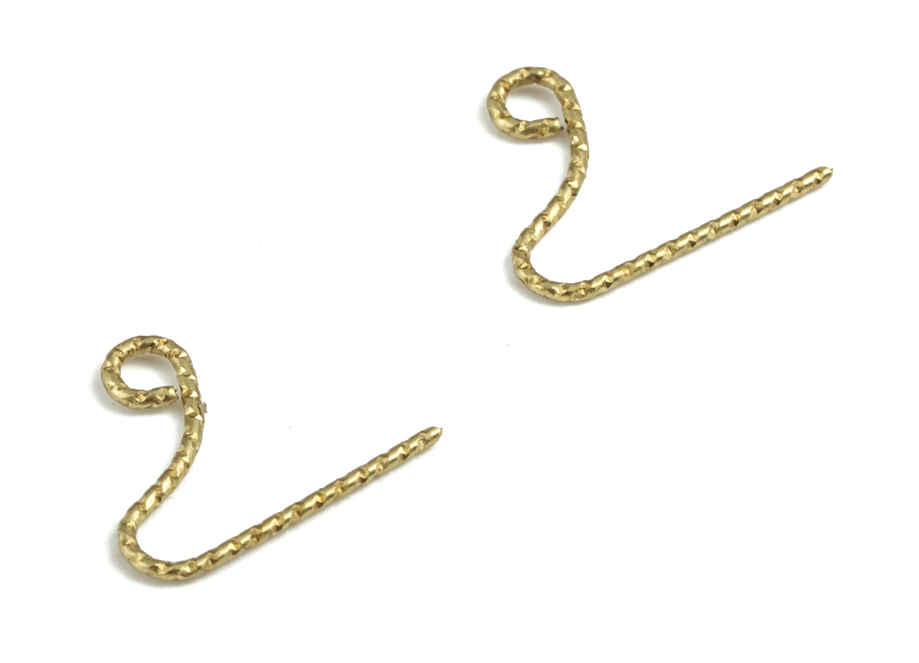 Brass V Letter Pendant - Raw Brass Wave Letter V Charms - Brass Wire - Jewelry Making Supplies - 12.58x1.09x0.63mm - PP3639V - DOMEDBAZAAR