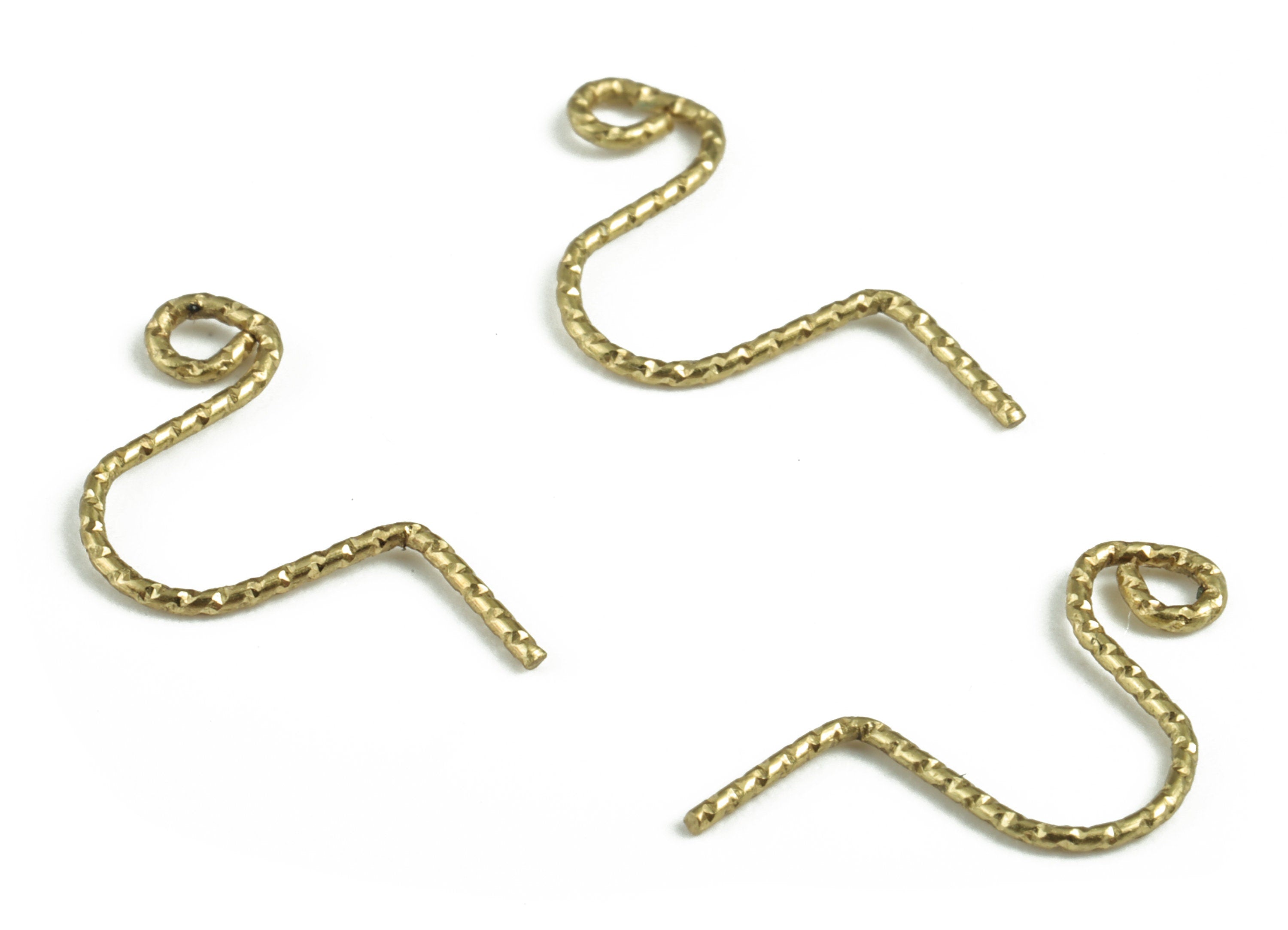 Brass U Letter Pendant - Raw Brass Wave Letter U Charms - Brass Wire - Jewelry Making Supplies - 16.55x7.92x0.63mm - PP3639U - DOMEDBAZAAR