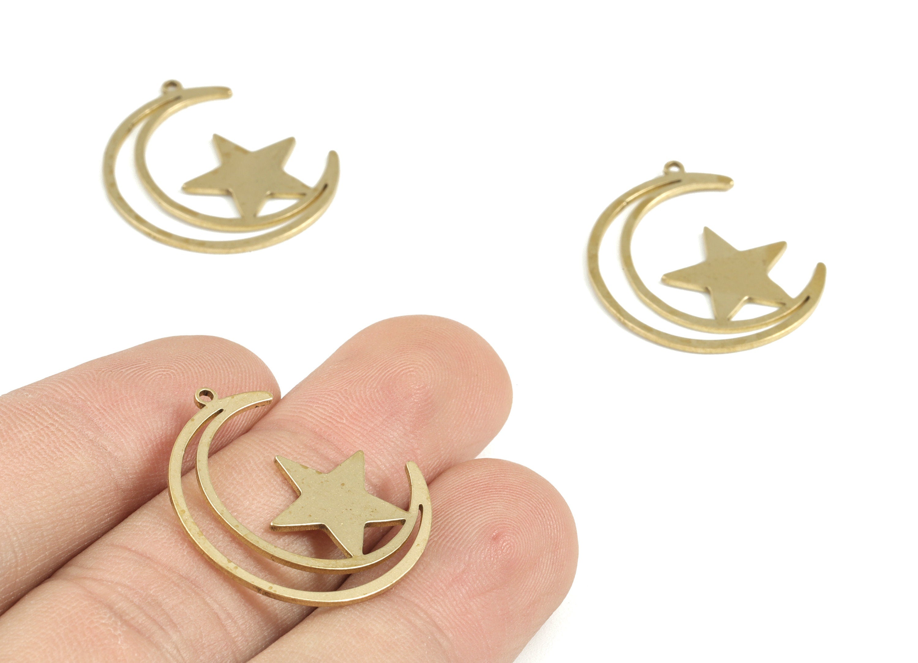 Brass Moon Star Earring Charms - Raw Brass Moon Star Pendant - Earring Findings - Jewelry Supplies - 25.63x20.97x0.77mm - PP3694 - DOMEDBAZAAR