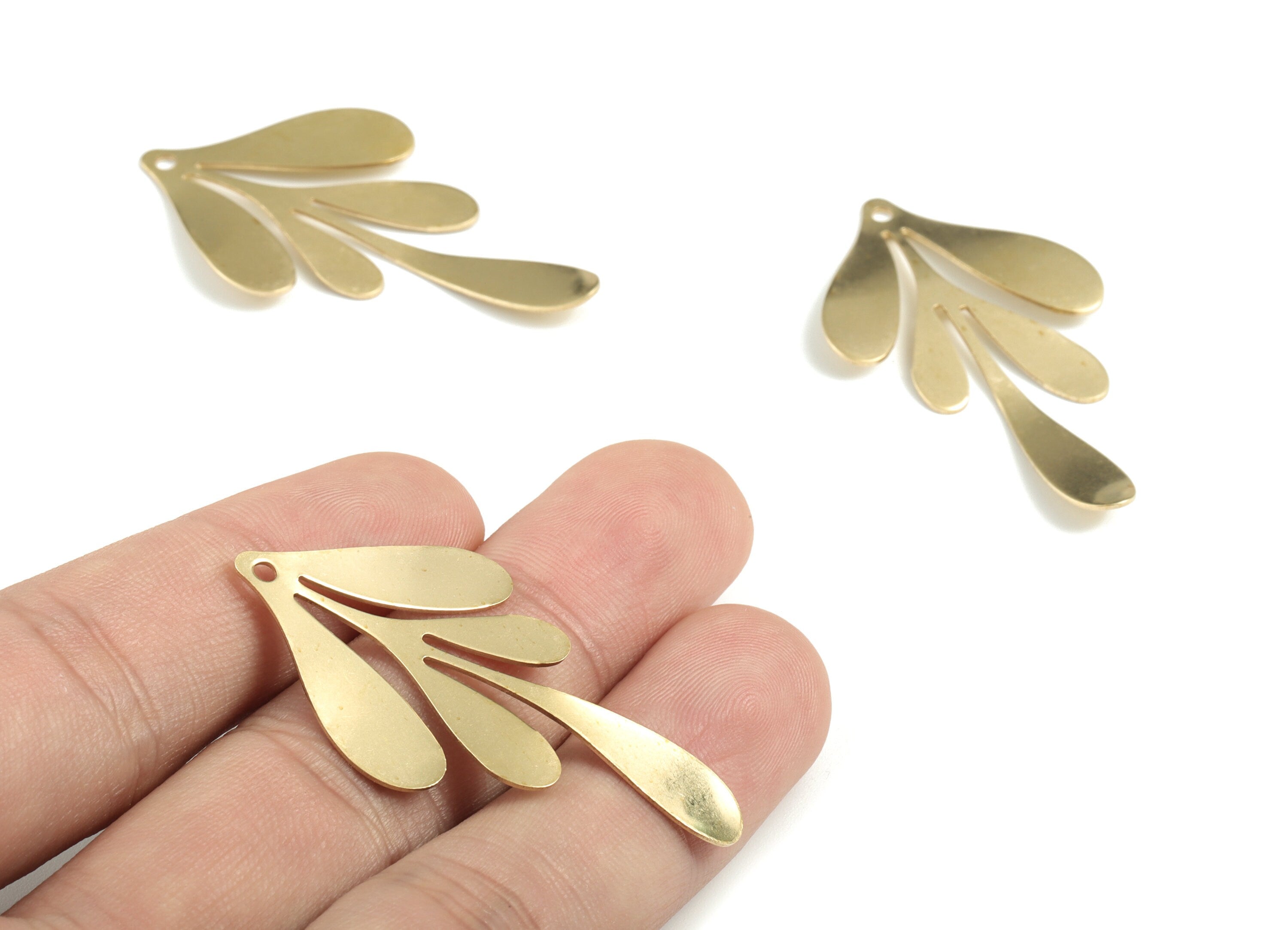 Brass Leaf Earring Charms - Raw Brass Leaf Pendant - Earring Findings - Jewelry Supplies - 45.88x26.46x1.25mm - PP3620 - DOMEDBAZAAR