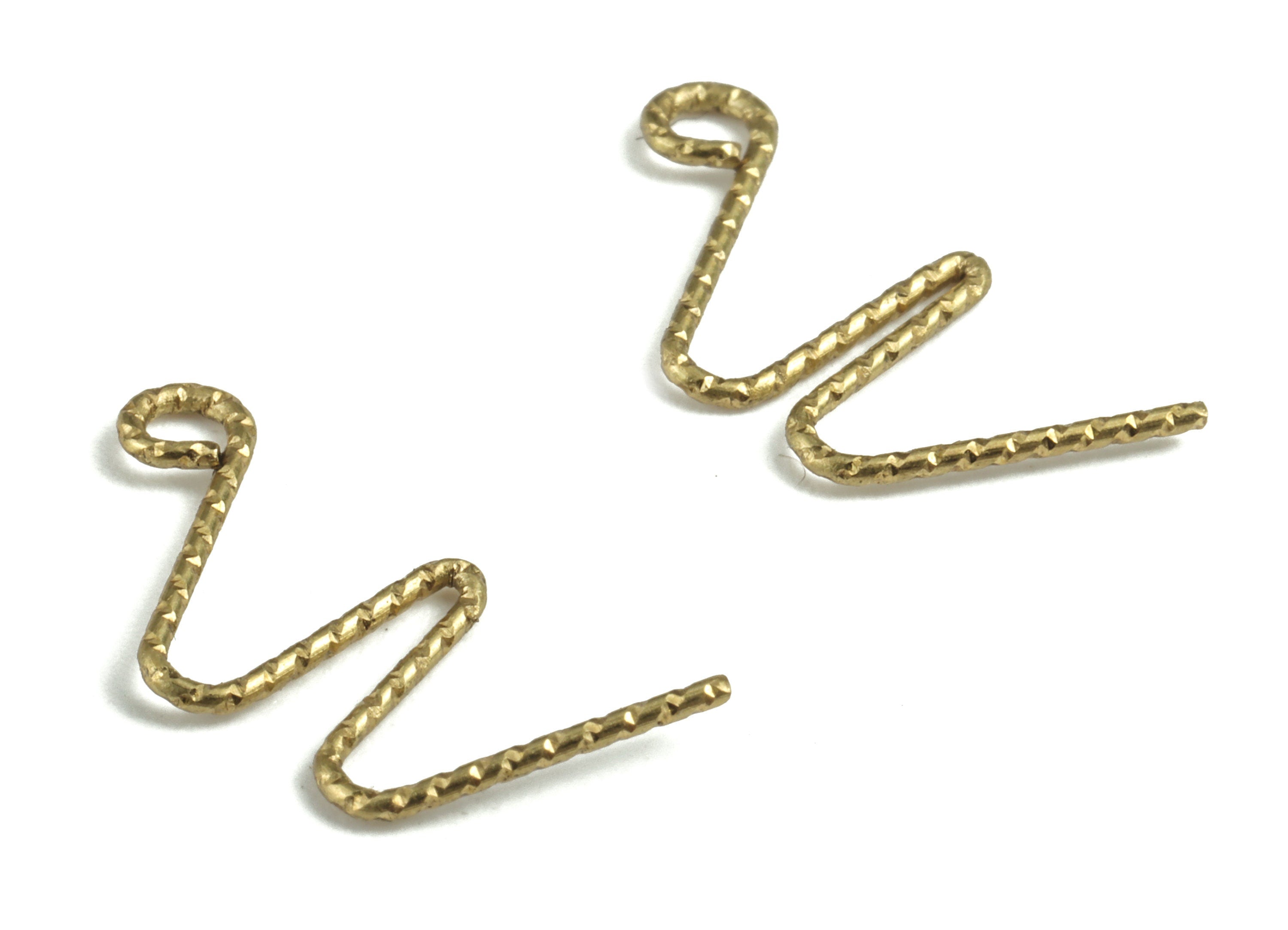 Brass W letter Pendant - Raw Brass Wave Letter W Charms - Brass Wire - Jewelry Making Supplies - 16.22x9.79x0.59mm - PP3639W - DOMEDBAZAAR