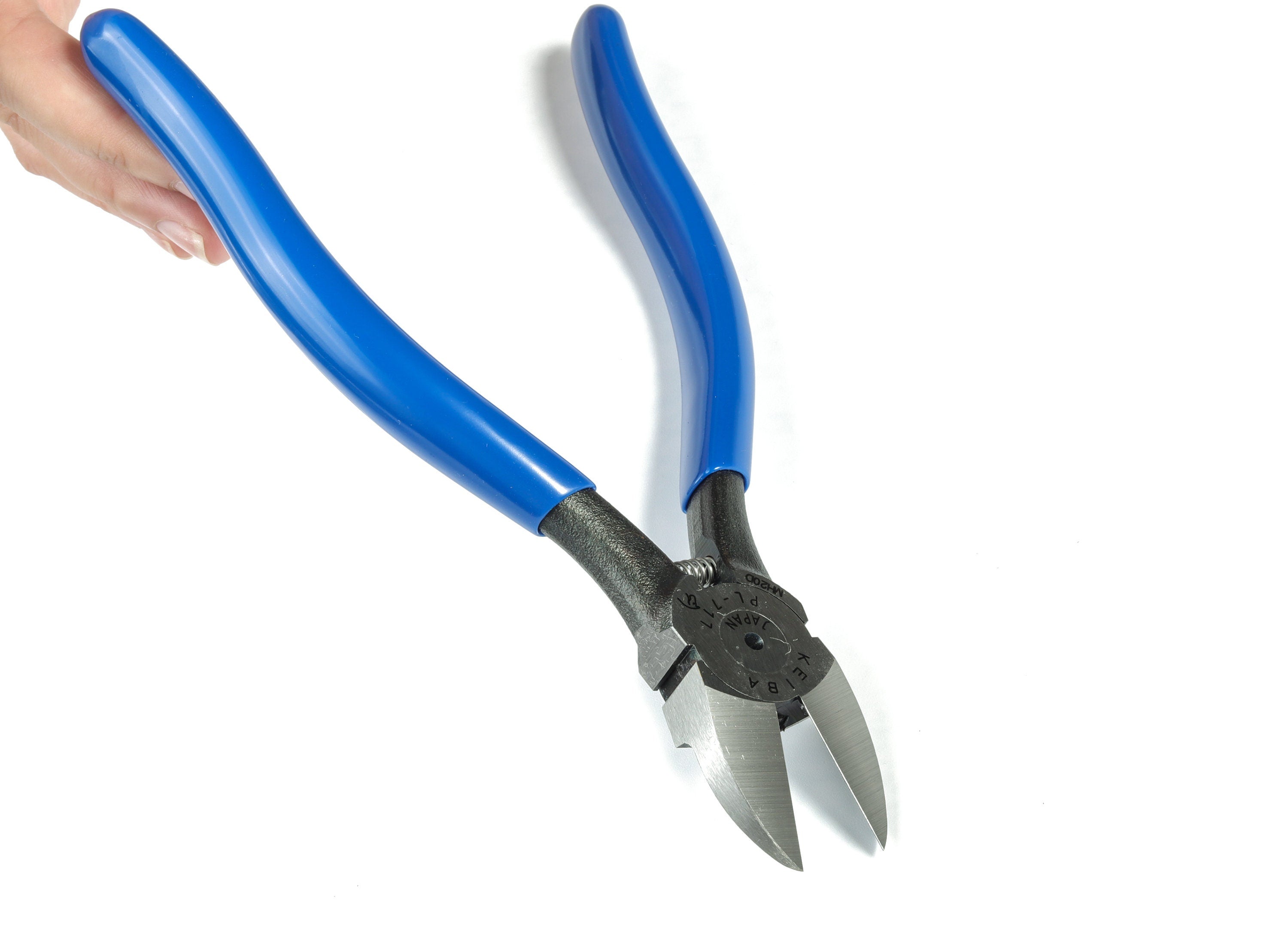 PLASTIC CUTTING Pliers – Blue High Quality Japan Cutters – Hand Saver – Hand Tool Wire Cutter – Plastic Cutting Tool – 19 x 5.5mm – HM 1018 - DOMEDBAZAAR