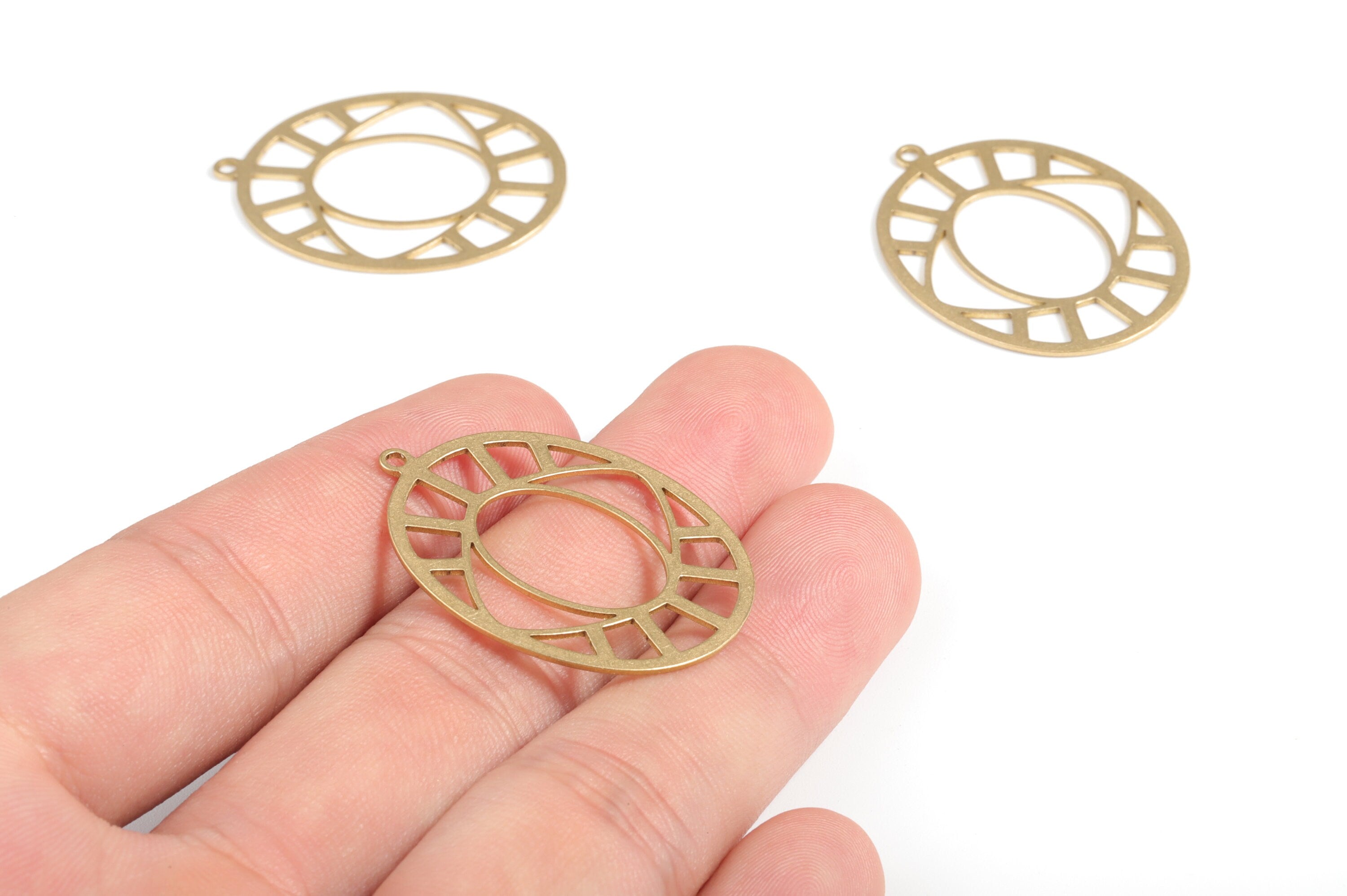 Brass Oval Eye Earring Charms - Raw Brass Oval Pendant - Earring Findings - Jewellery Supplies - 34.9x25.89x0.7mm - PP3973 - DOMEDBAZAAR