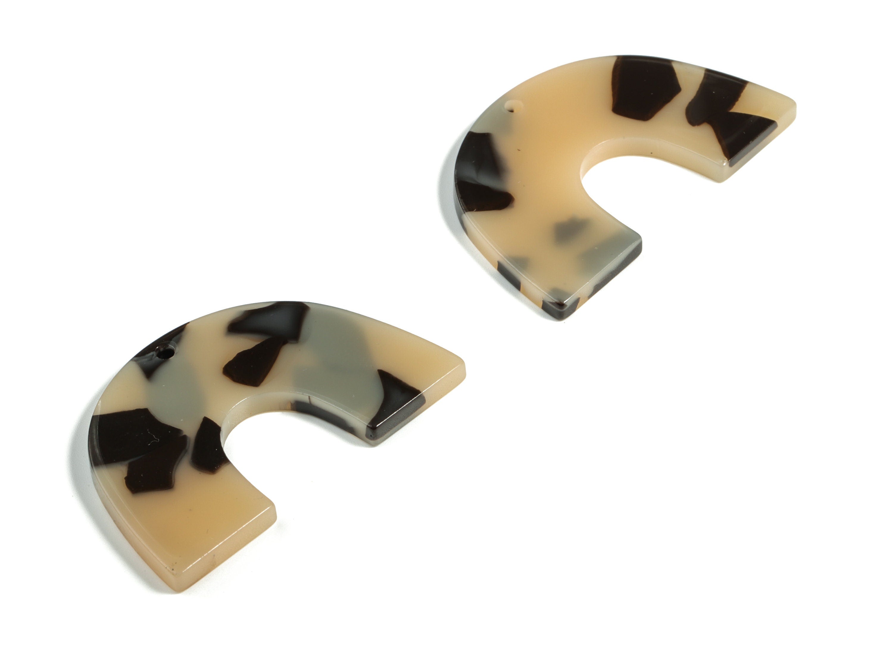 Acrylic Semicircle Earring Charms - Acrylic U Pendant - Tortoise Shell Pendant - Color Code:A630 – 40.25x25.62x2.74mm - AC2018-A630 - DOMEDBAZAAR