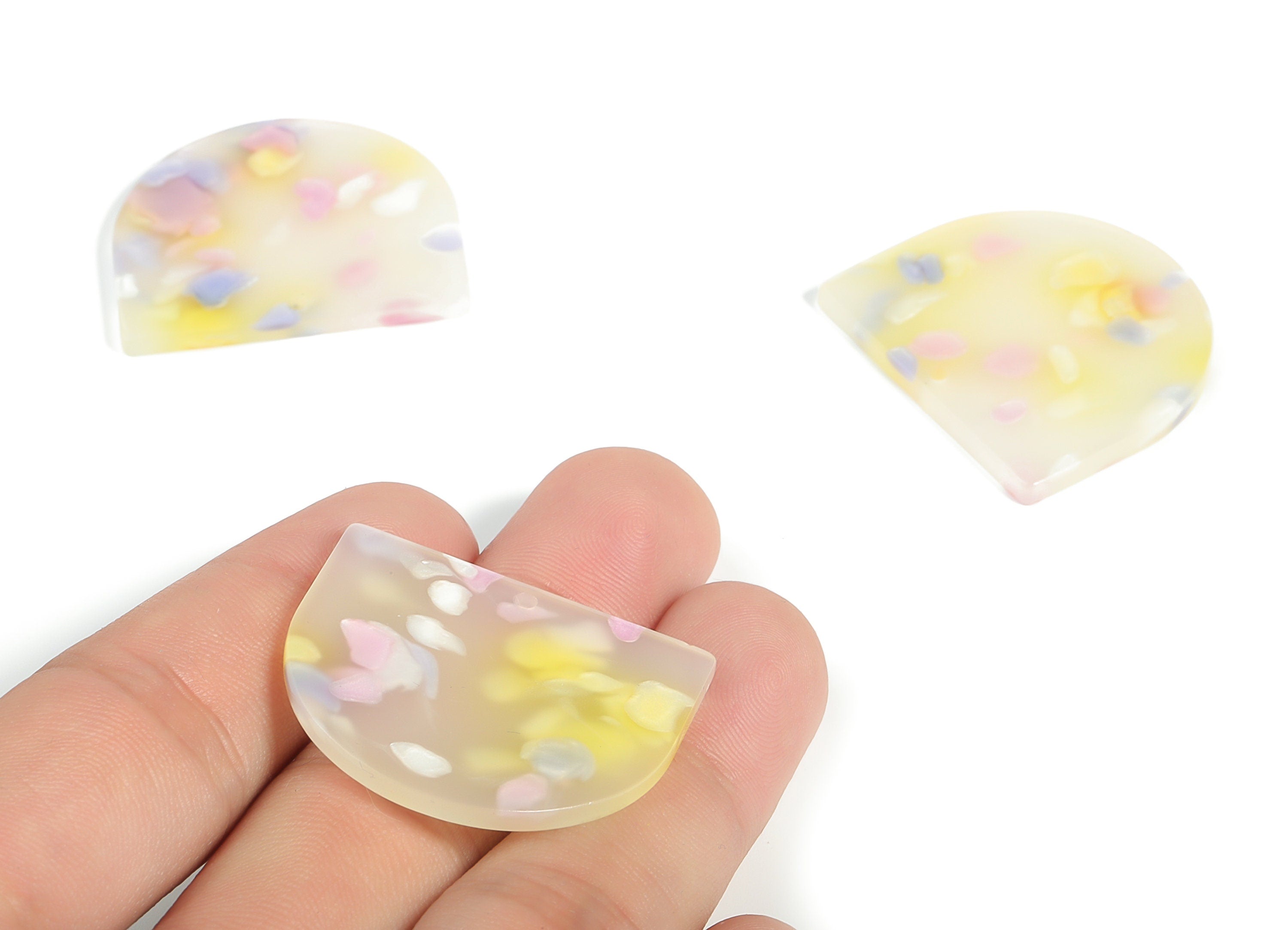 Acrylic D Earring Charms - Semi Circle Pendant - Earring Findings - Jewelry Supplies - Color Code: A596 - 33.45x29.31x2.98mm - AC1094-A596 - DOMEDBAZAAR