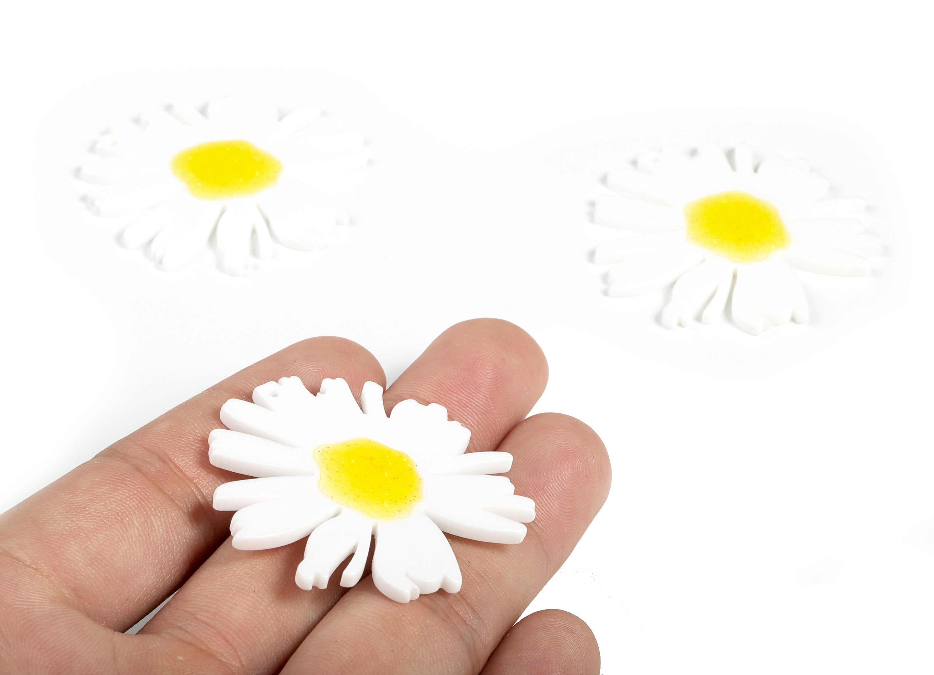 Spray lacquer Acrylic Flower Earring Charms - Acrylic Flower Pendant - Earring Findings - Jewellery Making Supplies - 44.3x43x4.3mm - AC2254 - DOMEDBAZAAR