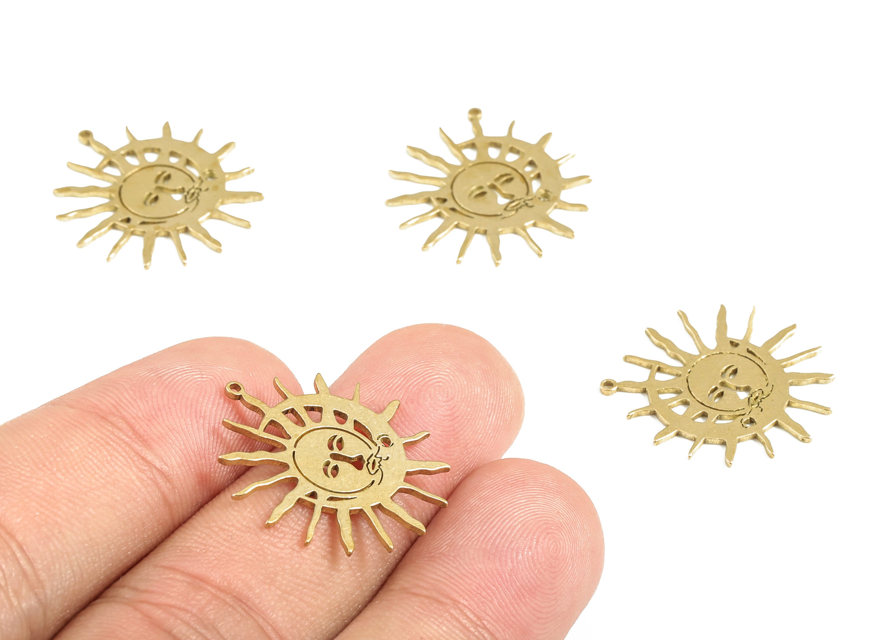 Sun Crescent Pendant - Raw Brass Sun Face Moon Earring Charms - Earrings Finding - Jewelry Making Supplies - 23.34x21.61x0.82mm - PP4031 - DOMEDBAZAAR