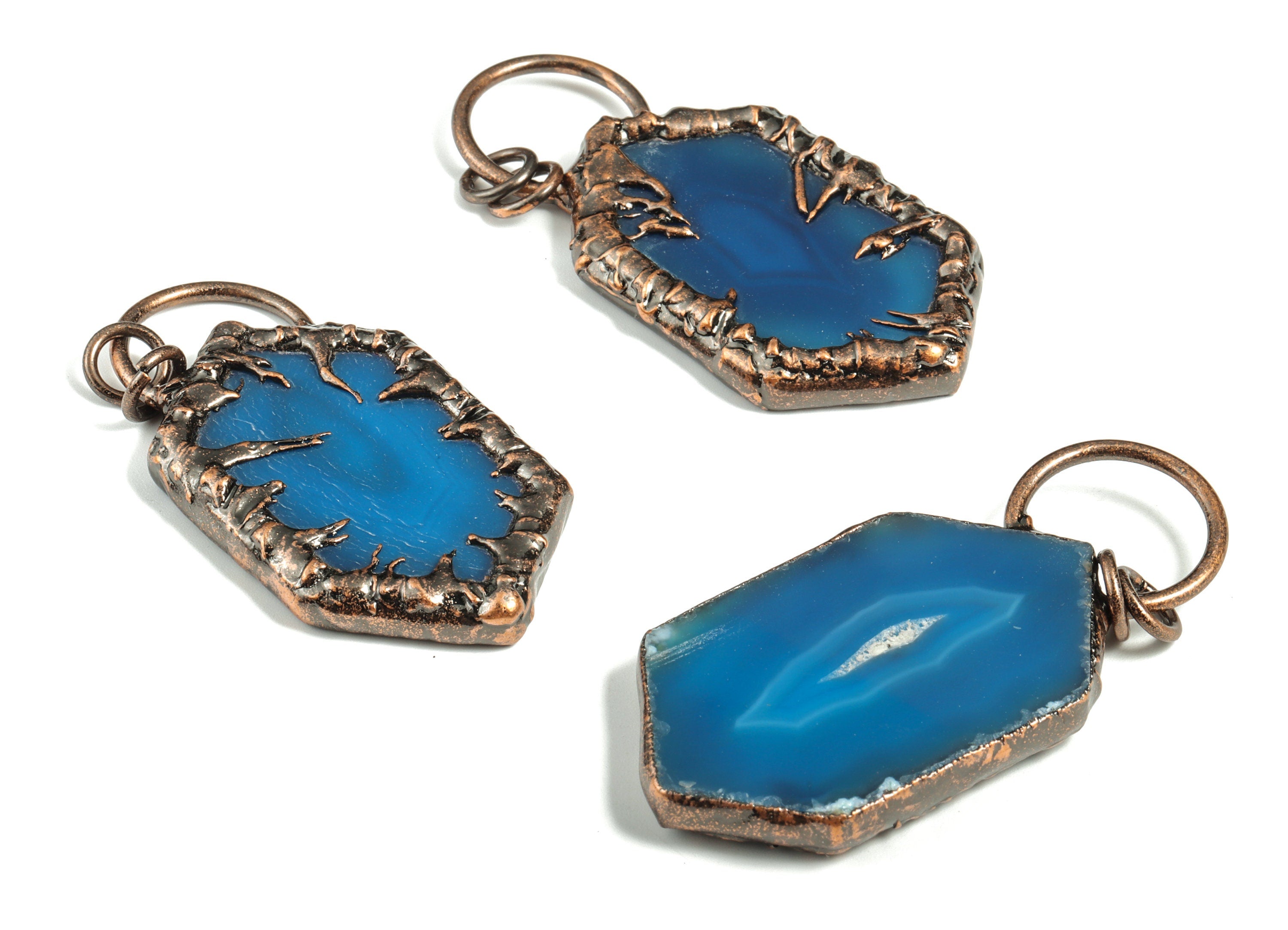 Hexagon Blue Agate Crystals - Raw Blue Agate - Blue Agate Gemstone Jewelry – Jewelry Making - Average Size - 71.68 × 34.75 × 7.0mm - NS1372 - DOMEDBAZAAR