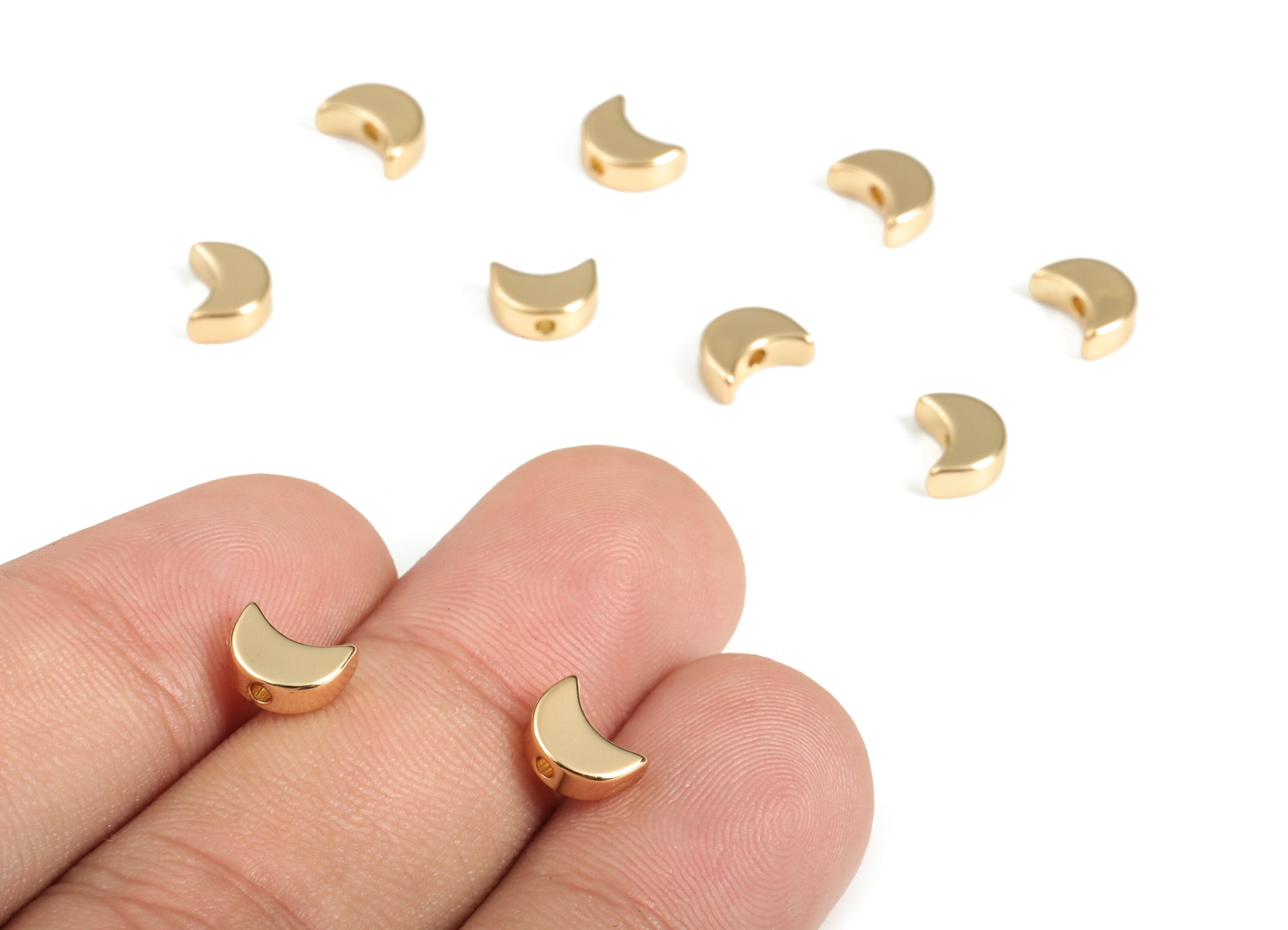 Blank Crescent Moon Beads - Brass Crescent Beads - 18K Real Gold Plated Brass – DIY Jewelry Making Supplies - 6.98x5.33x2.66mm - RGP3137 - DOMEDBAZAAR