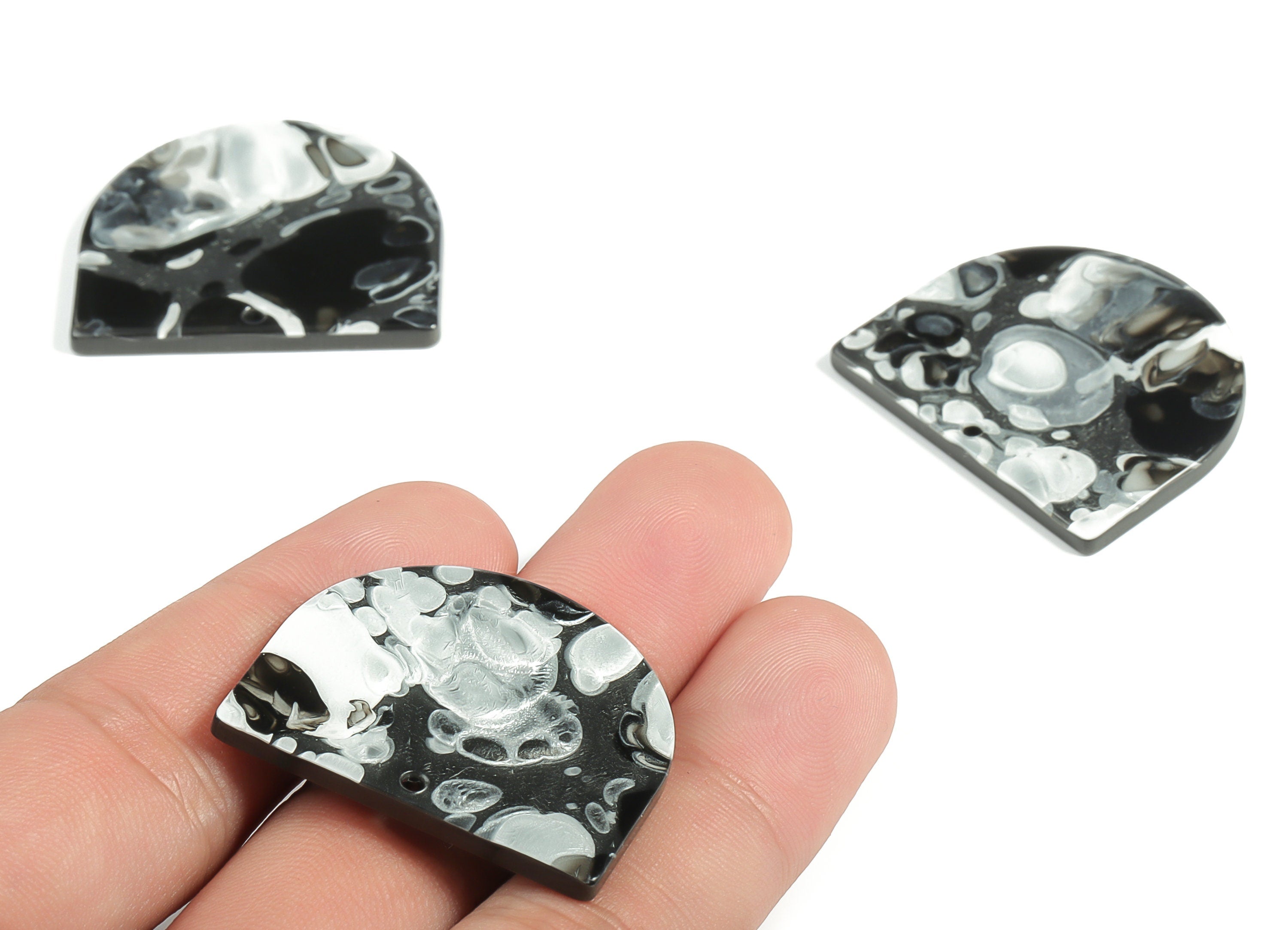 Acrylic D Earring Charms - Semi Circle Pendant - Earring Findings - Jewelry Supplies - Color Code: A601 - 33.3x29.25x2.65mm - AC1094-A601 - DOMEDBAZAAR