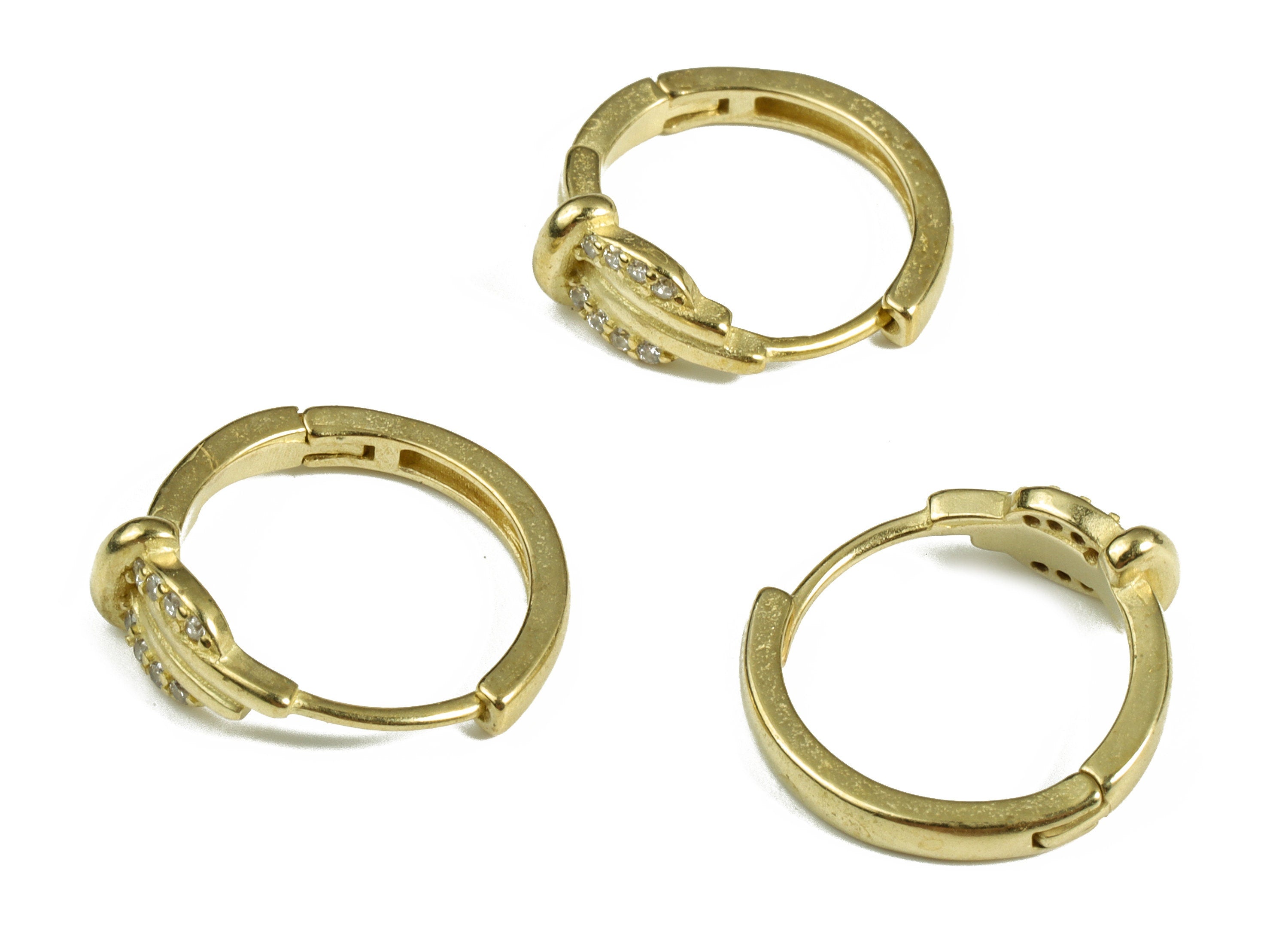 Brass Huggie Hoop Earring – Zircon Round Hoop Earring – Brass Tiny Hoops – Minimalist Hoops - Jewelry Supplies - 16.07×14.45×1.7mm - PP4117 - DOMEDBAZAAR