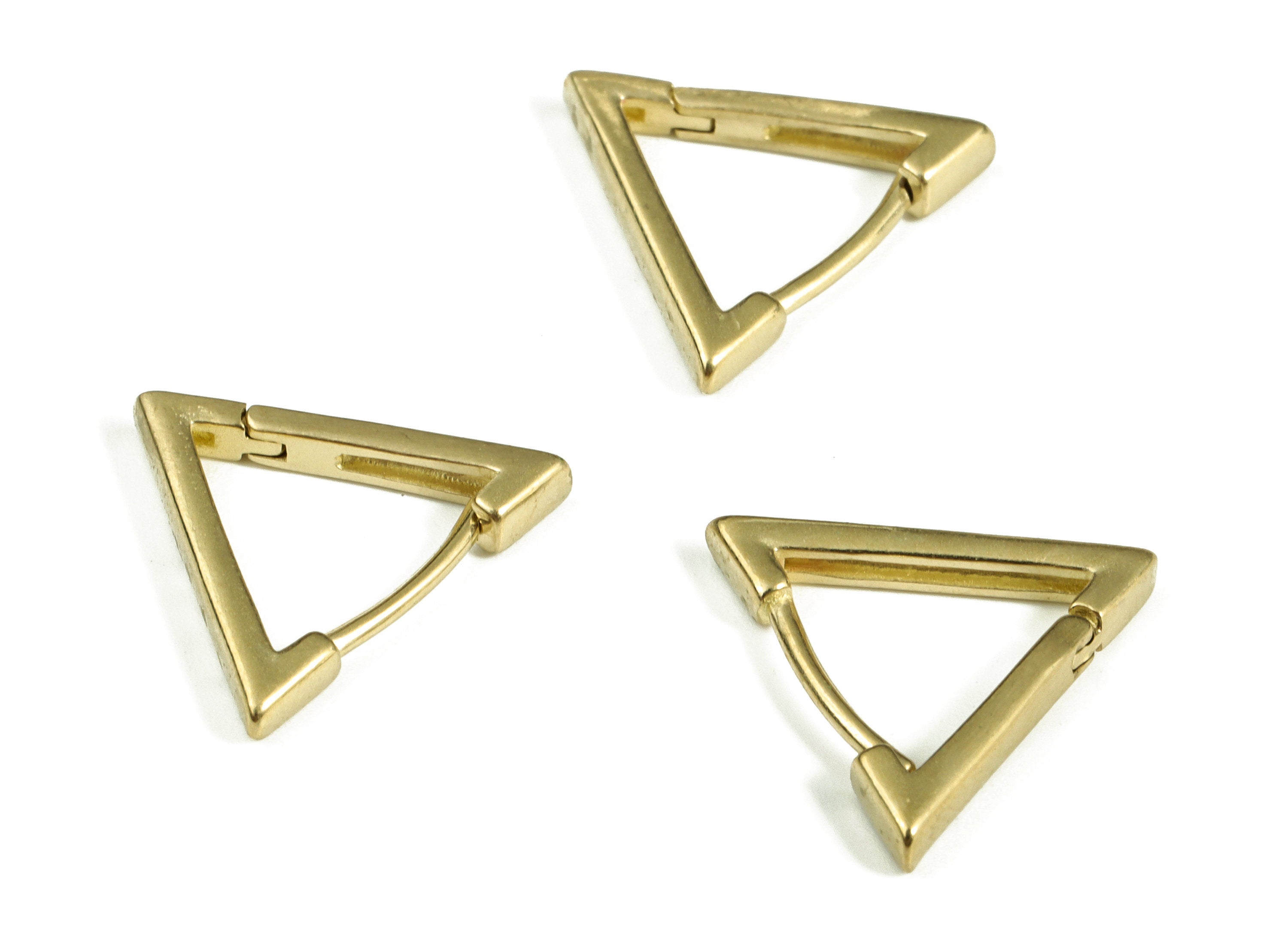 Triangle Hoop Earrings – Brass Geometric Design Hoops – Dainty Triangle Huggie Hoop Earrings – Jewelry Supply - 15.91×13.92×2.07mm - PP4131 - DOMEDBAZAAR
