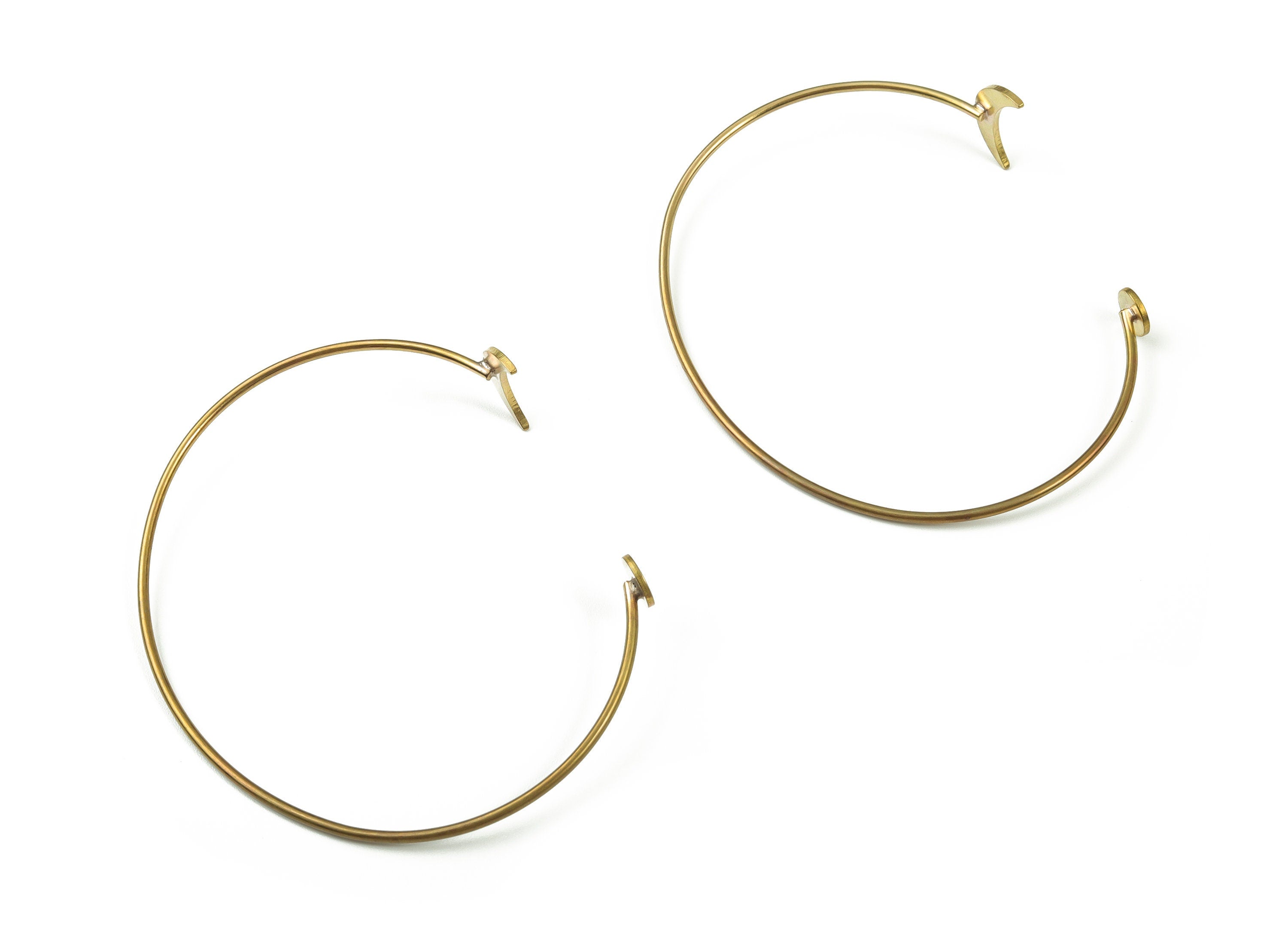 Adjustable Bangle Bracelet - Raw Brass Circle Engraving - Expandable Wire Bangle for Charms - Jewelry Making Supplies - 68x16x1.25mm - BRC10 - DOMEDBAZAAR