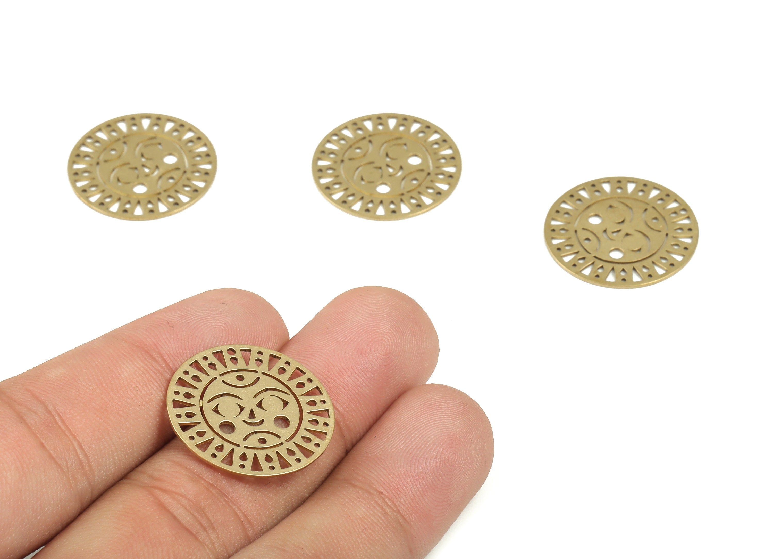 Sun Face Circle Pendant - Raw Brass Sun Face Round Earring Charms - Jewelry Making Supplies - 22.14x22.14x0.57mm - PP4205 - DOMEDBAZAAR