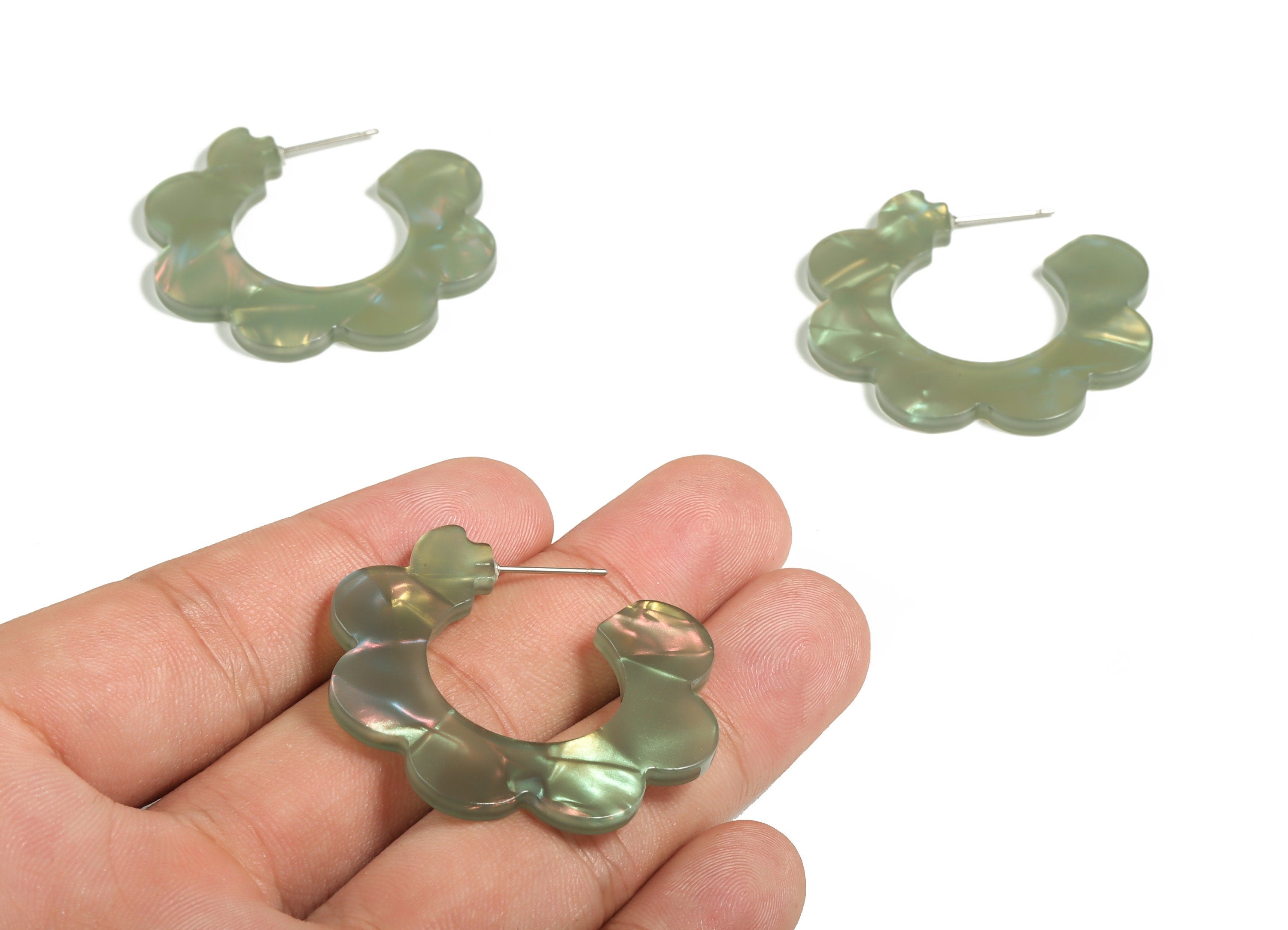 Acrylic Flower Hoops Earring - Open Hoop Earrings Stud – Earring Post - Gold Tone Plated Stud - Code A655 -40.63x40.62x2.59mm - AC2292-A655 - DOMEDBAZAAR