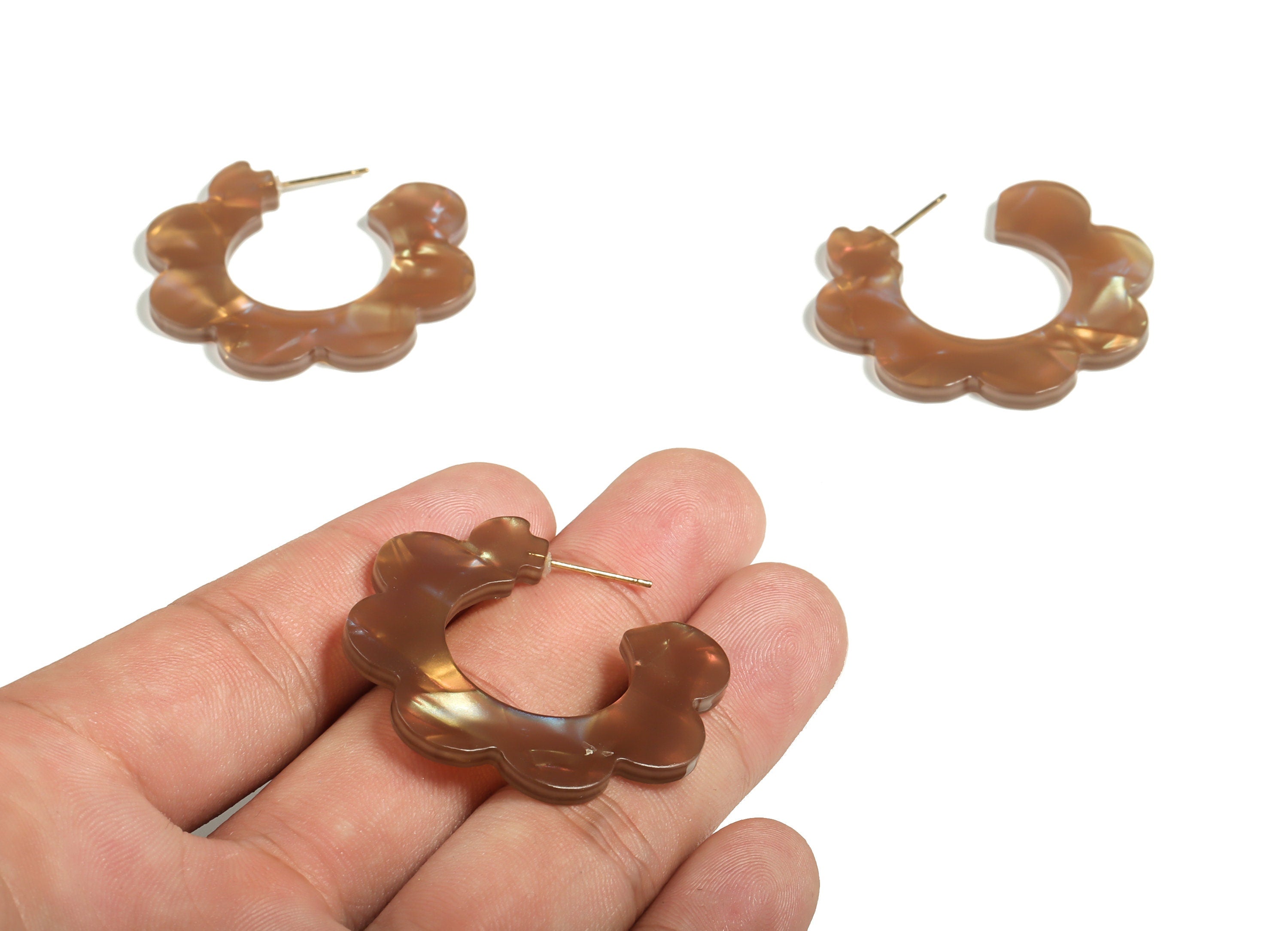 Acrylic Flower Hoops Earring - Open Hoop Studs - Earring Post – Gold Tone Plated Stud – Color Code: A653 - 40.81x38.72x2.60mm - AC2292-A653G - DOMEDBAZAAR