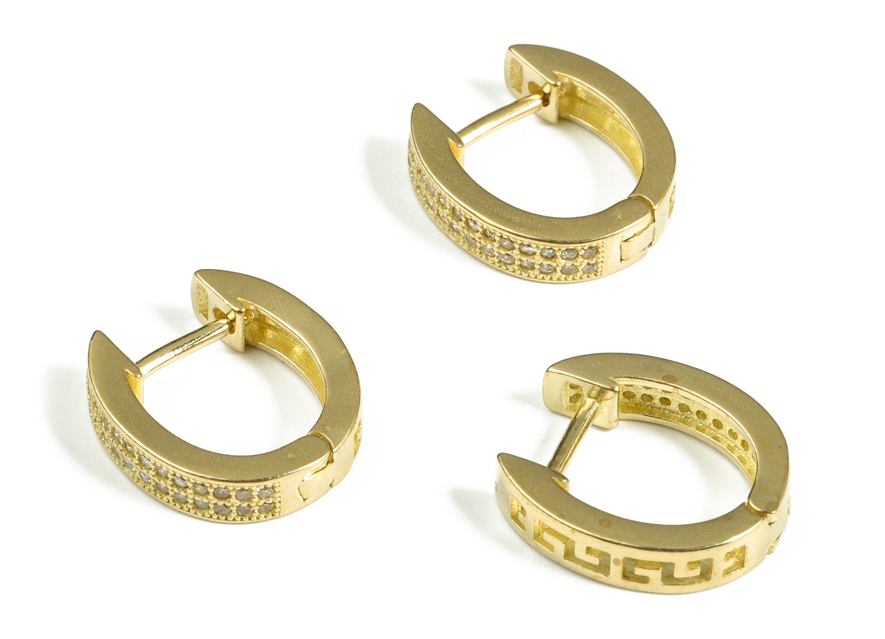 Round Huggie Hoop Earrings – Brass Zircon Hoop Earring – Dainty Huggie Earrings Supply - Jewelry Supplies - 16.48×14.68×2.1mm - PP4097 - DOMEDBAZAAR