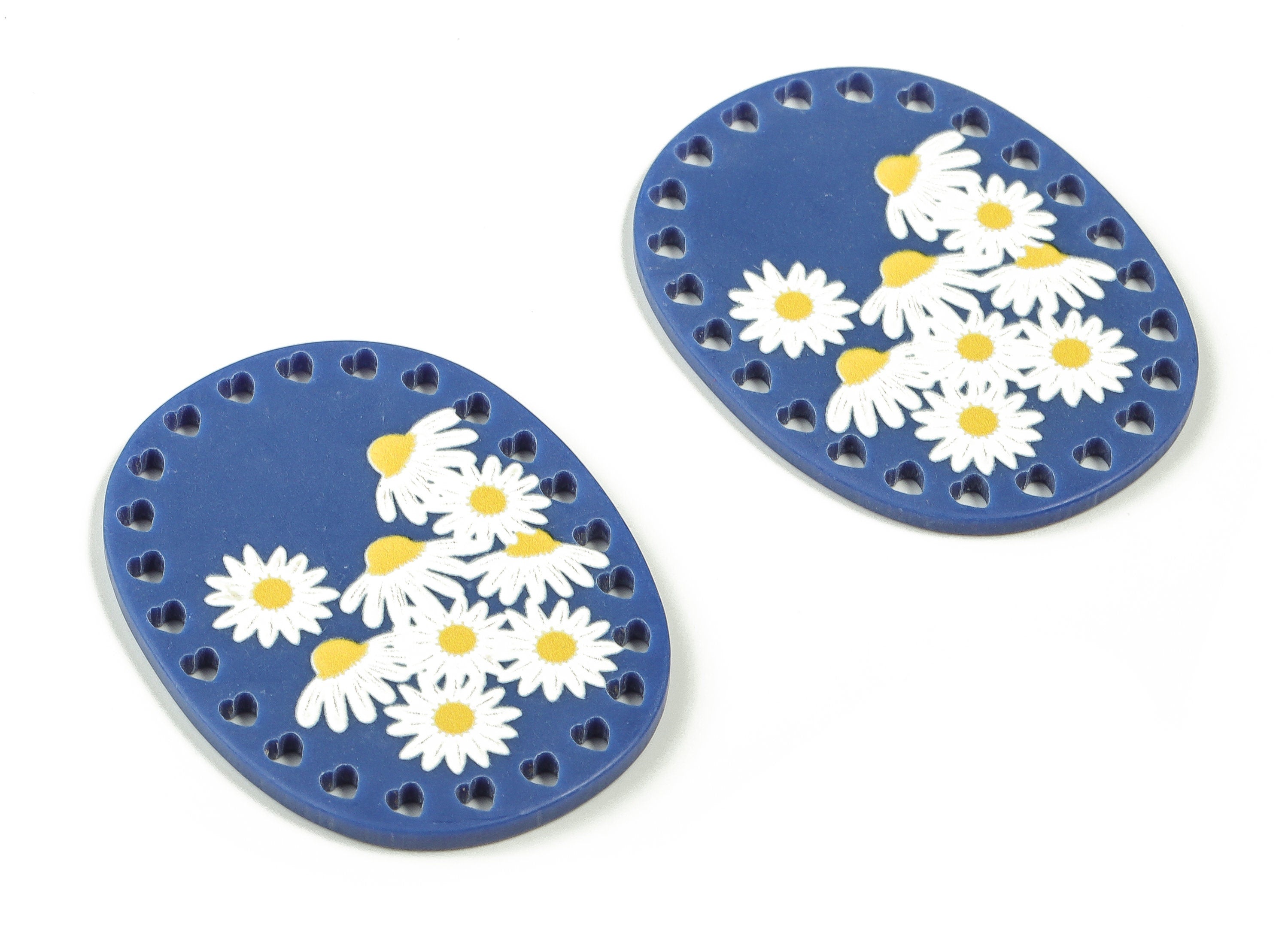 Acrylic Oval Flower Earring Charm – Acrylic White Flowers Pendant - Earring Findings - Jewelry Supplies - 39.55x30.22x2.20mm - AC2313 - DOMEDBAZAAR