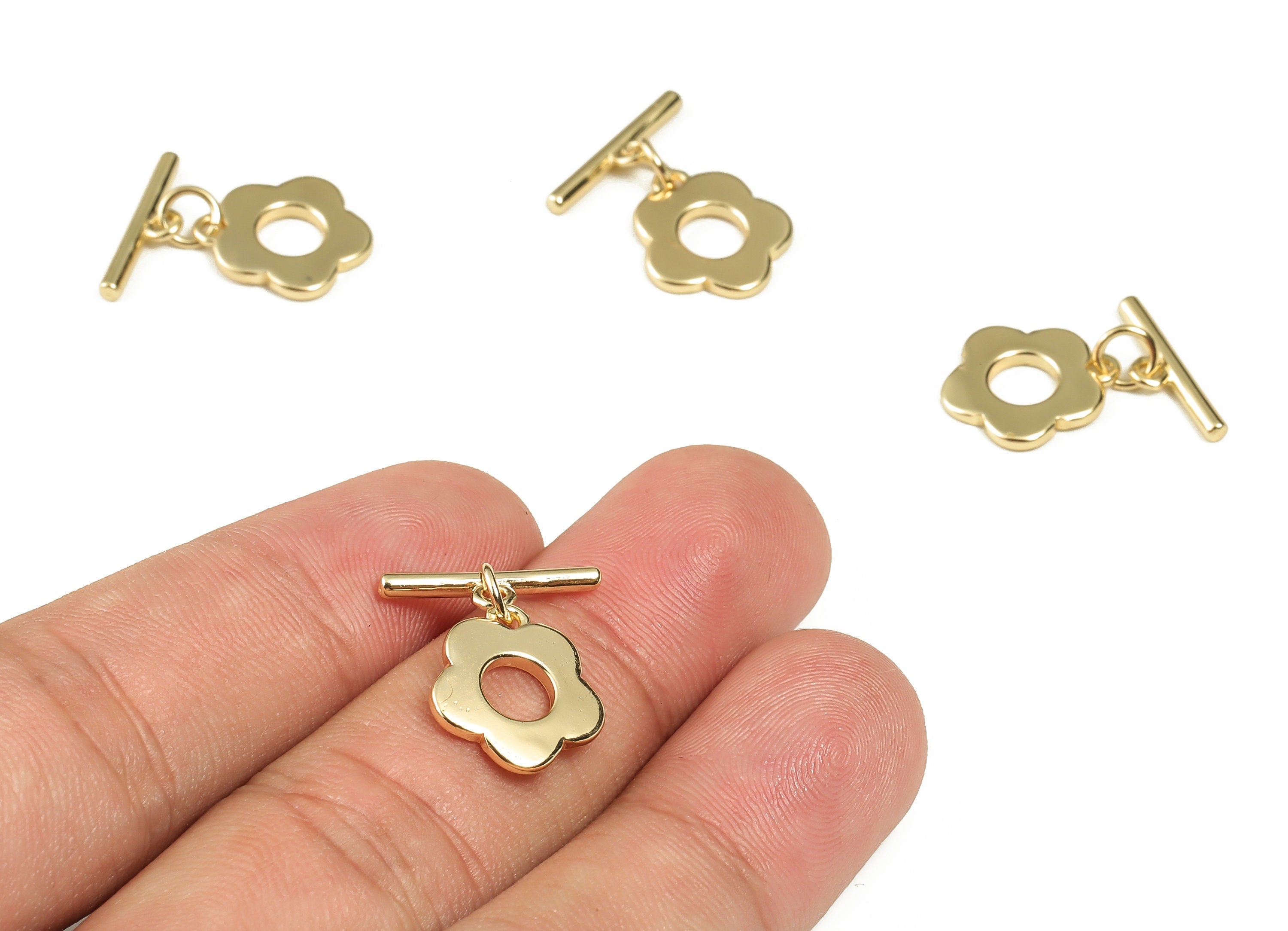 Brass Toggle Clasp - Brass Flower Toggle Clasp - 18K Gold Plated Brass Flower Toggle Clasp - Jewelry Supplies-19.02x16.02x1.77mm- RGP3257 - DOMEDBAZAAR