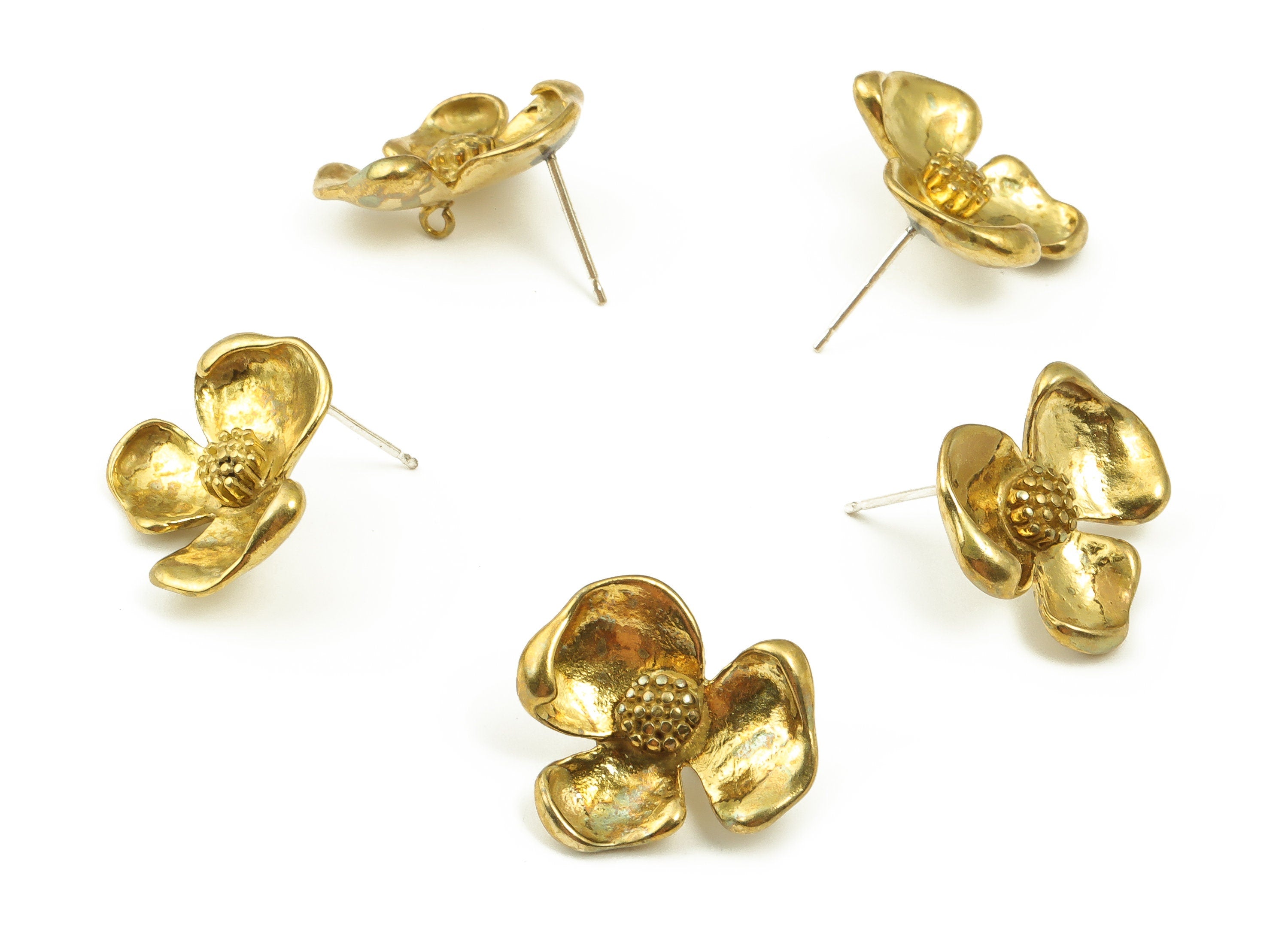 Brass Flower Earring Stud - Raw Brass Flower Earring Post - Stainless Steel Stud - Jewelry Supplies - 19.67x18.2x3.36mm - PP4495 - DOMEDBAZAAR