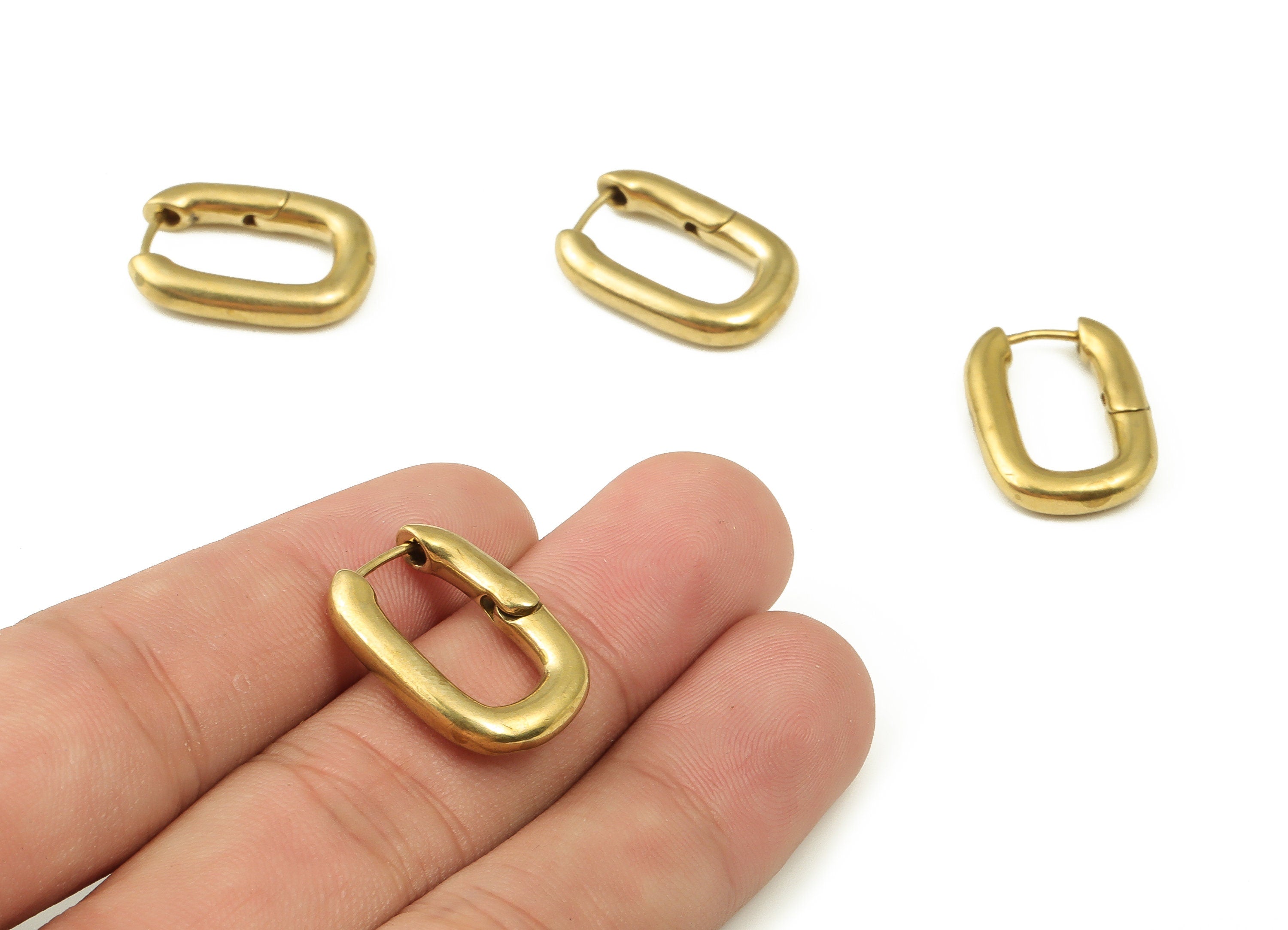 Brass Rectangle Hoops Earrings – Plain Earring Hoops – Simple Hoop Earrings – Square Gol Earring Hoop - 21.62x15.34x3.63mm - PP4238 - DOMEDBAZAAR