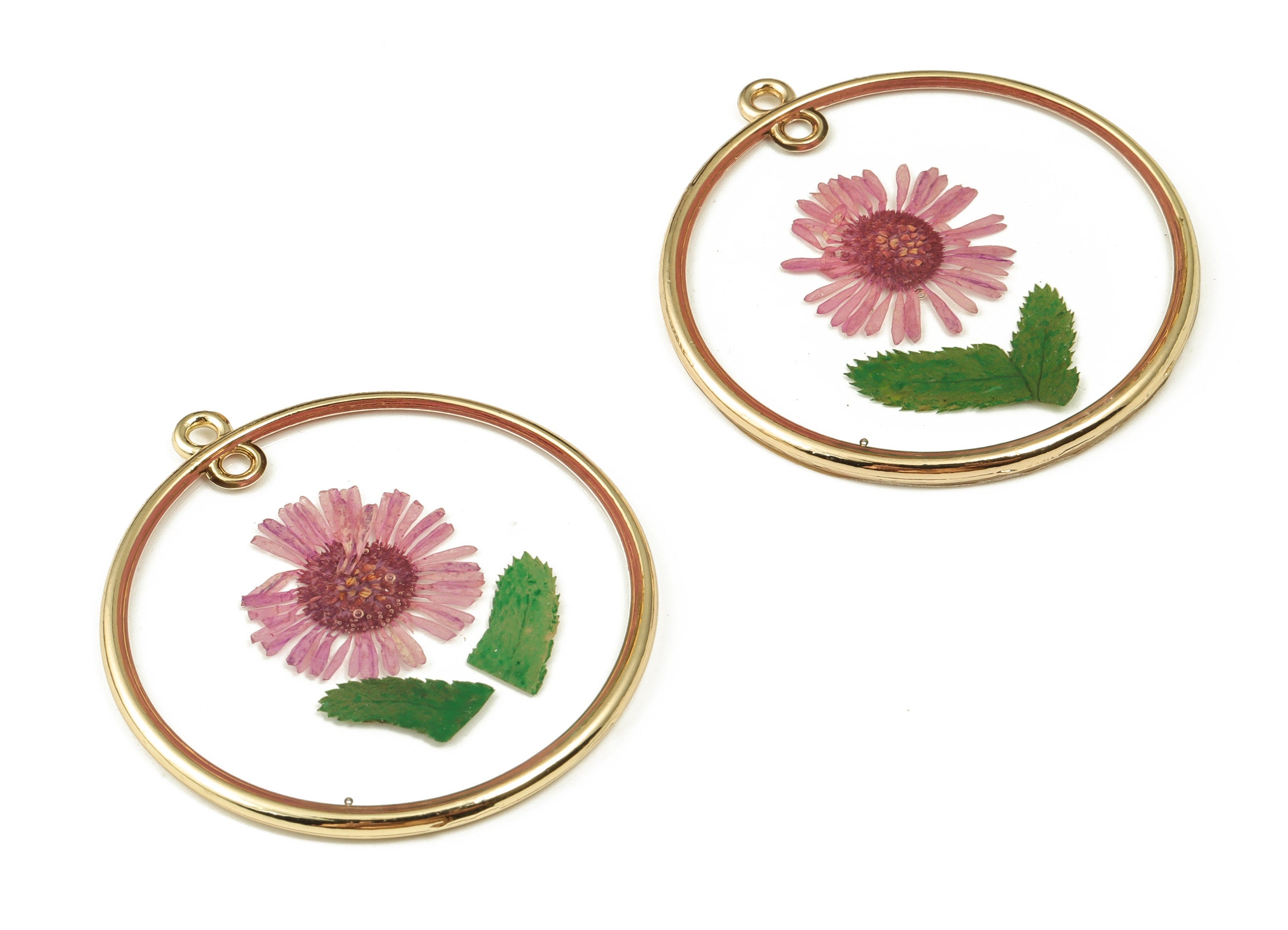 Gold Pressed Flower charms - Dried Flower Jewelry - Real Flower Charms - Resin Jewelry - Gold Tone Plated Alloy -43.24x39.76x3.16mm - RC1184 - DOMEDBAZAAR