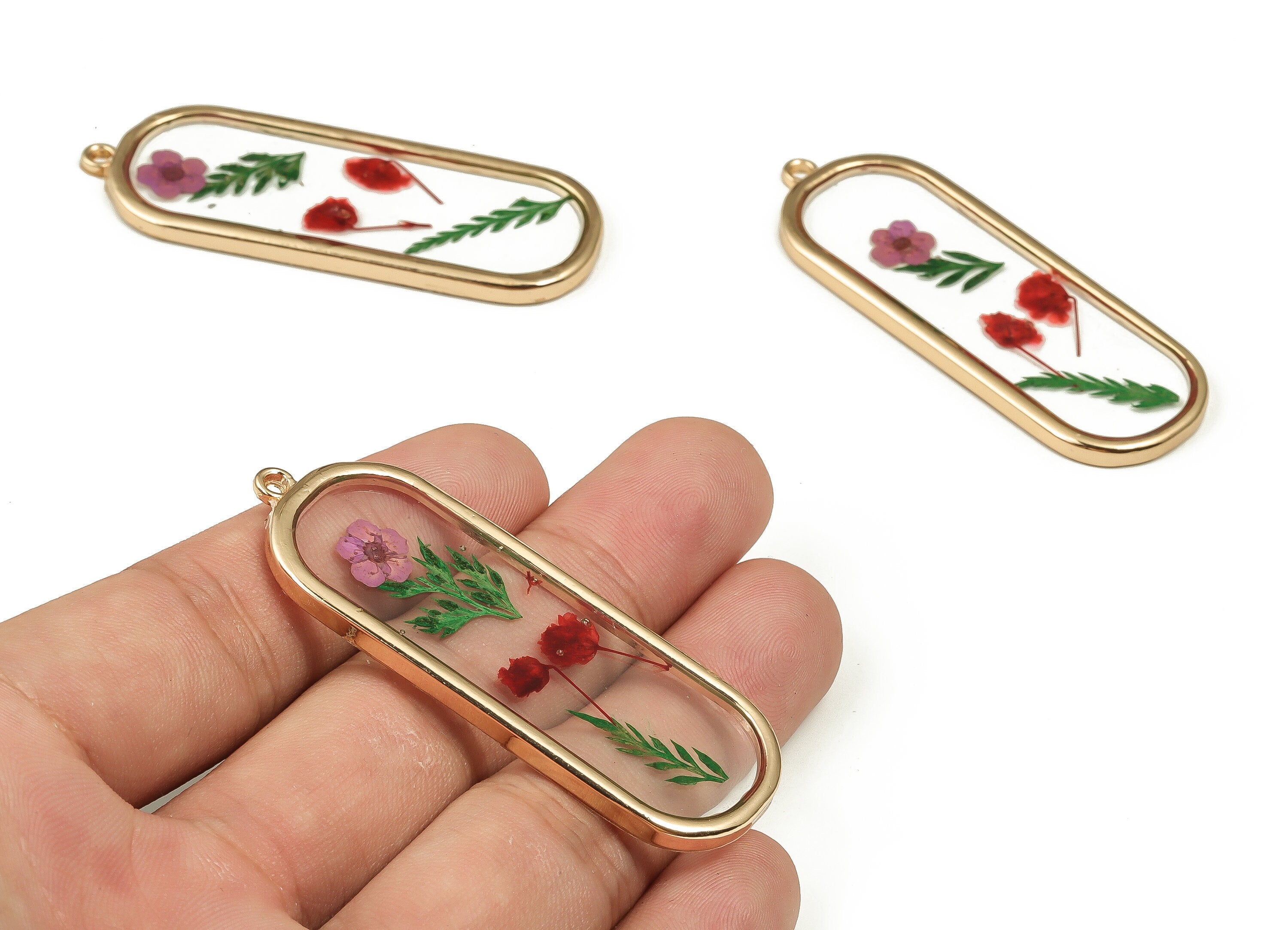 Epoxy Resin Oval Real Flower Charms - Narcissu&Babysbreath - Back Pout Leaf Pendant - Gold Tone Plated Alloy - 59.42x21.64x2.97mm - ZZ1849 - DOMEDBAZAAR