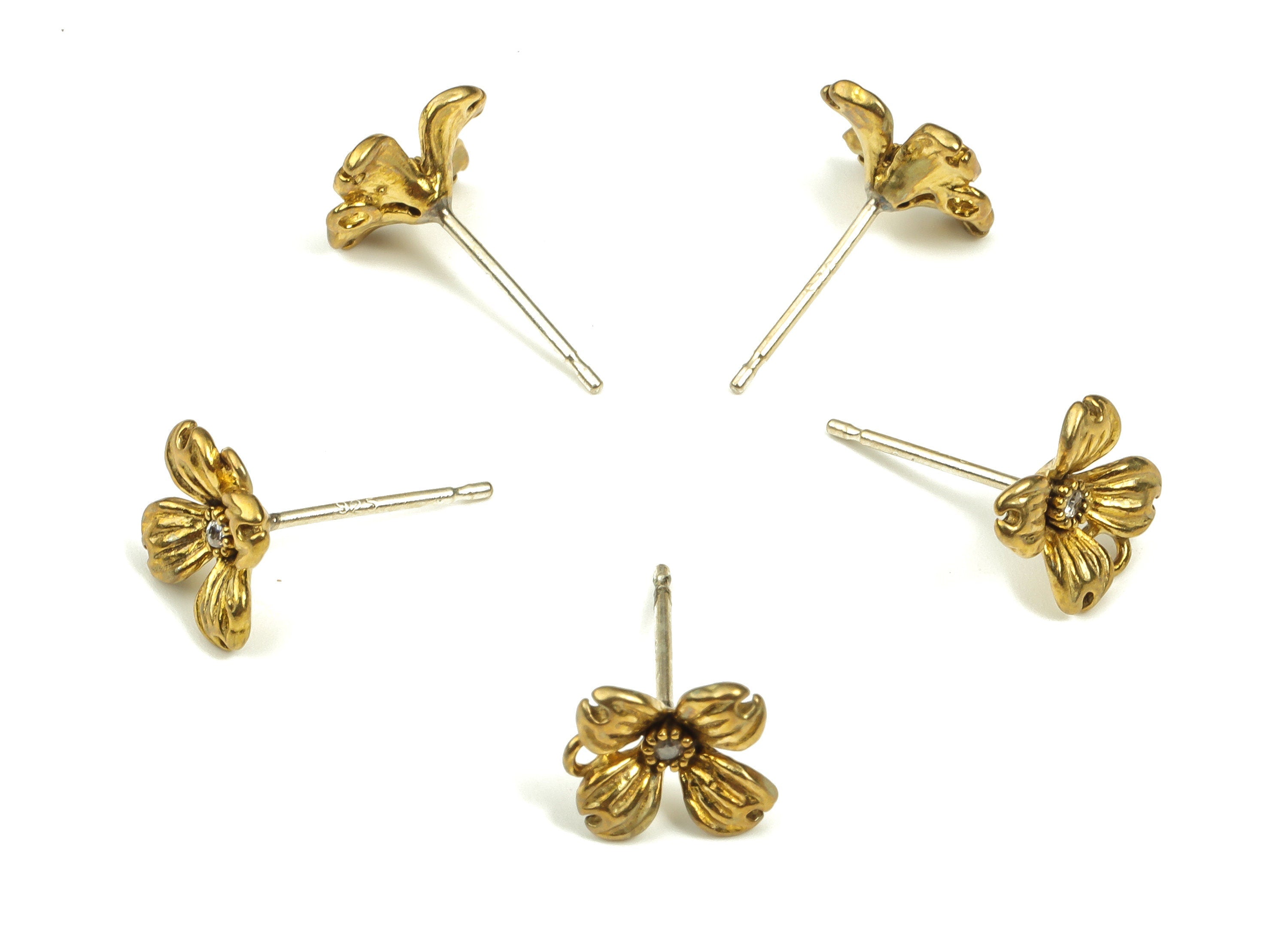 Brass Flower Earring Stud With Zircon - Raw Brass Flower Earring Post - Brass Stud - Jewelry Making Supplies - 8.52x8.52x1.4mm - PP4432 - DOMEDBAZAAR